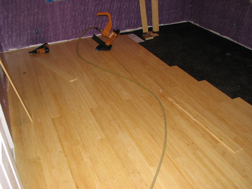BOSTITCH Flooring Stapler, Pneumatic, 1-1/2-Inch to 2-Inch (MIIIFS) customer photo 2
