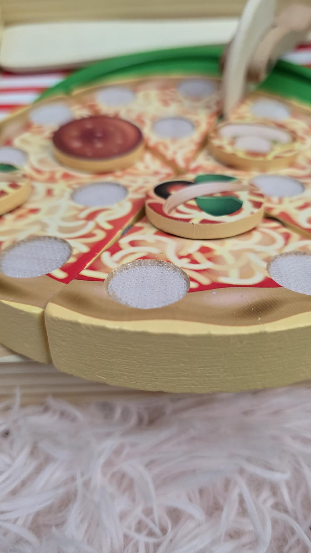 Melissa & Doug Wooden Pizza Party Play Set customer photo 2