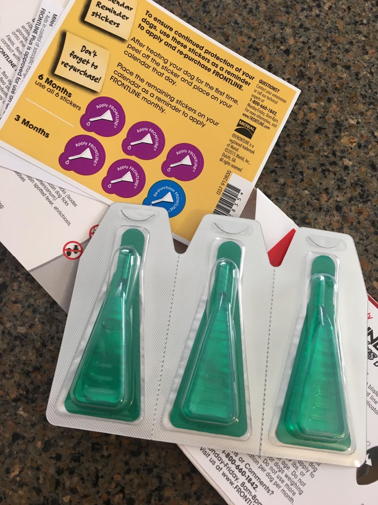 FRONTLINE Plus Flea and Tick Treatment for X-Large Dogs Up to 89 to 132 lbs. 3 Treatments customer photo 2