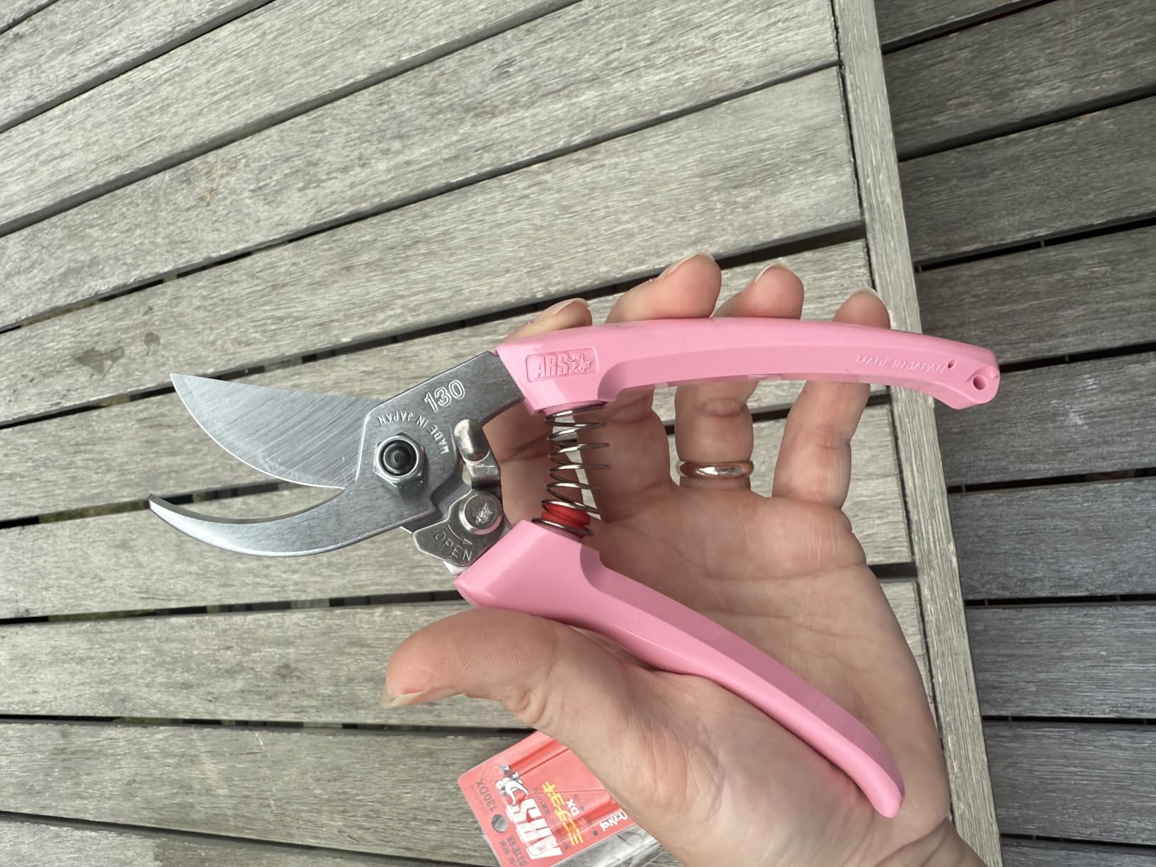 ARS HP-130DX 7-Inch Ideal Light Pruner / Pocket Secateur - Precision Cutting customer photo 2