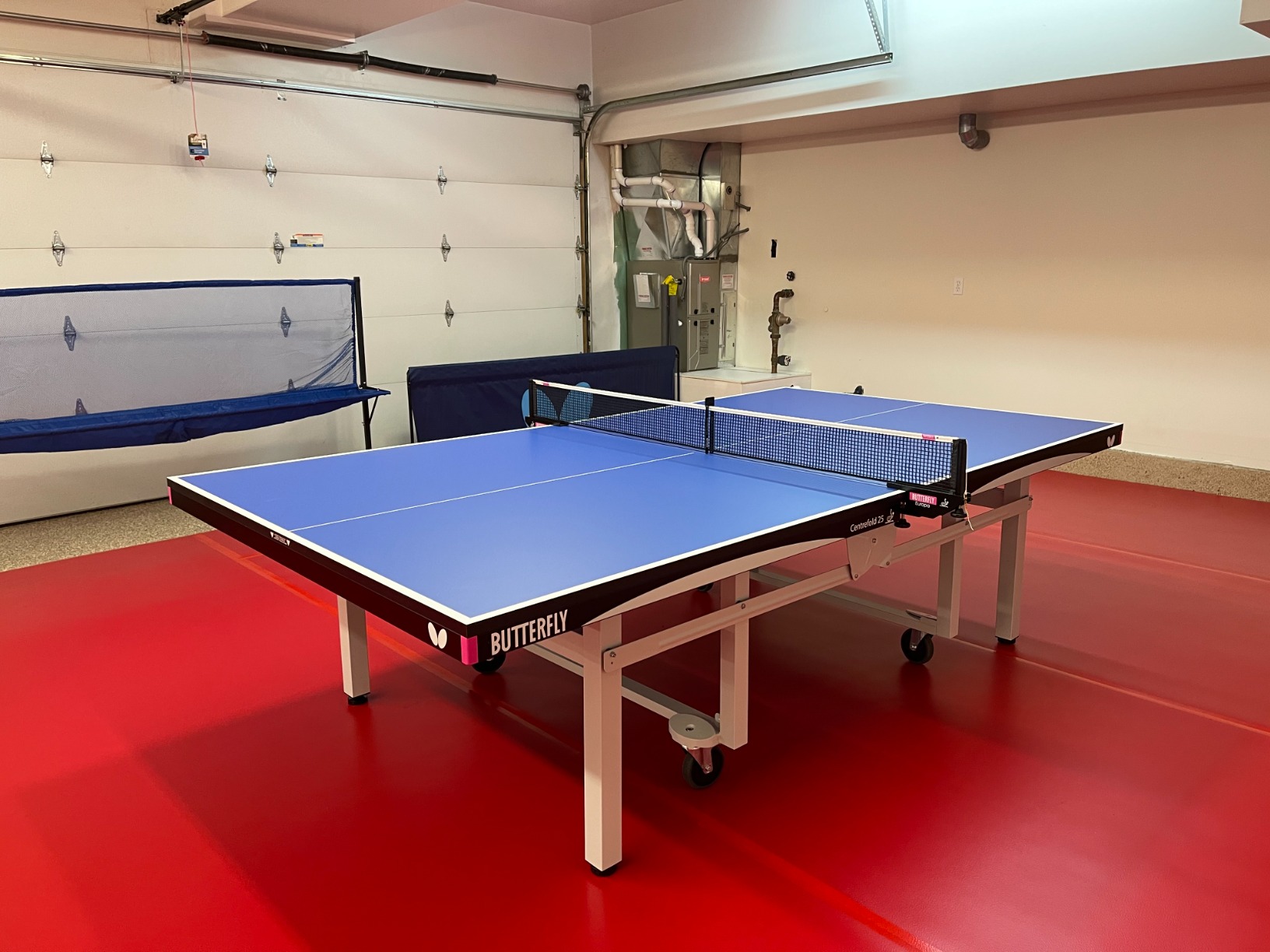 Butterfly Centrefold 25 Table Tennis Table - ITTF Approved - Professional Rollaway - 5-Year Warranty - No Assembly customer photo 1
