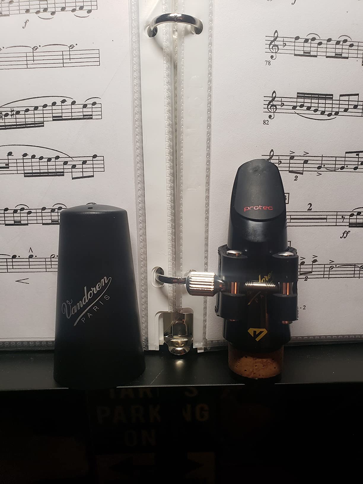 Vandoren LC21P Leather Ligature and Plastic Cap for Bb Clarinet with 3 Interchangeable Pressure Plates customer photo 1