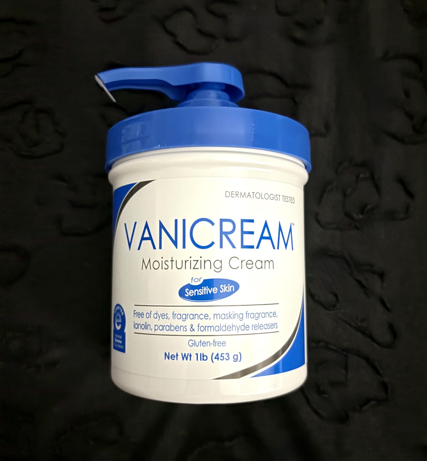 Vanicream Moisturizing Skin Cream with Pump Dispenser - 16 fl oz (1 lb) - Moisturizer Formulated Without Common Irritants for Those with Sensitive Skin customer photo 1