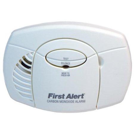 First Alert Carbon Monoxide Detector Alarm, No Outlet Required with Digital Display and Peak Memory, Battery Operated, CO410 customer photo 1