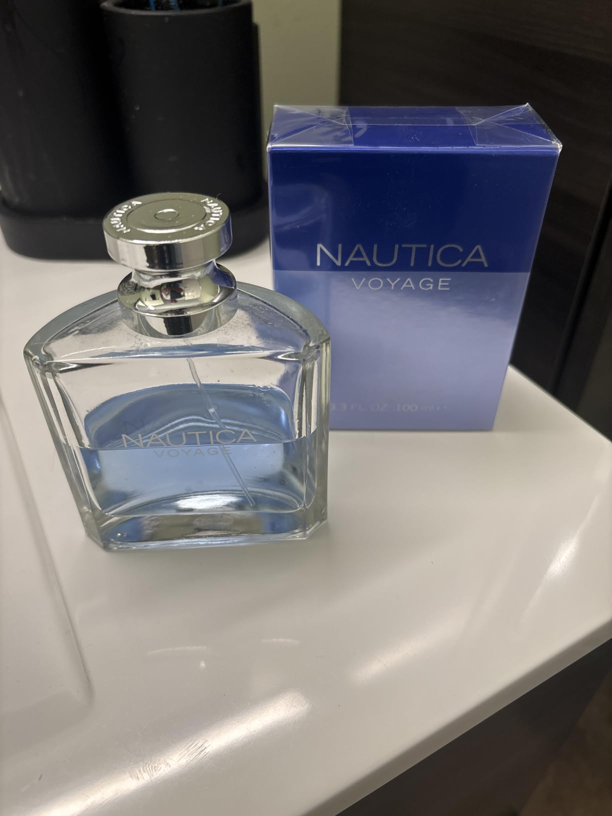 Nautica Voyage Eau De Toilette, Cologne and Fragrance For Men, Fresh, Romantic, Fruity Scent Woody, Aquatic Notes of Apple, Water Lotus, Cedarwood, and Musk Ideal Day Wear, Long Lasting 3.3Fl oz customer photo 1