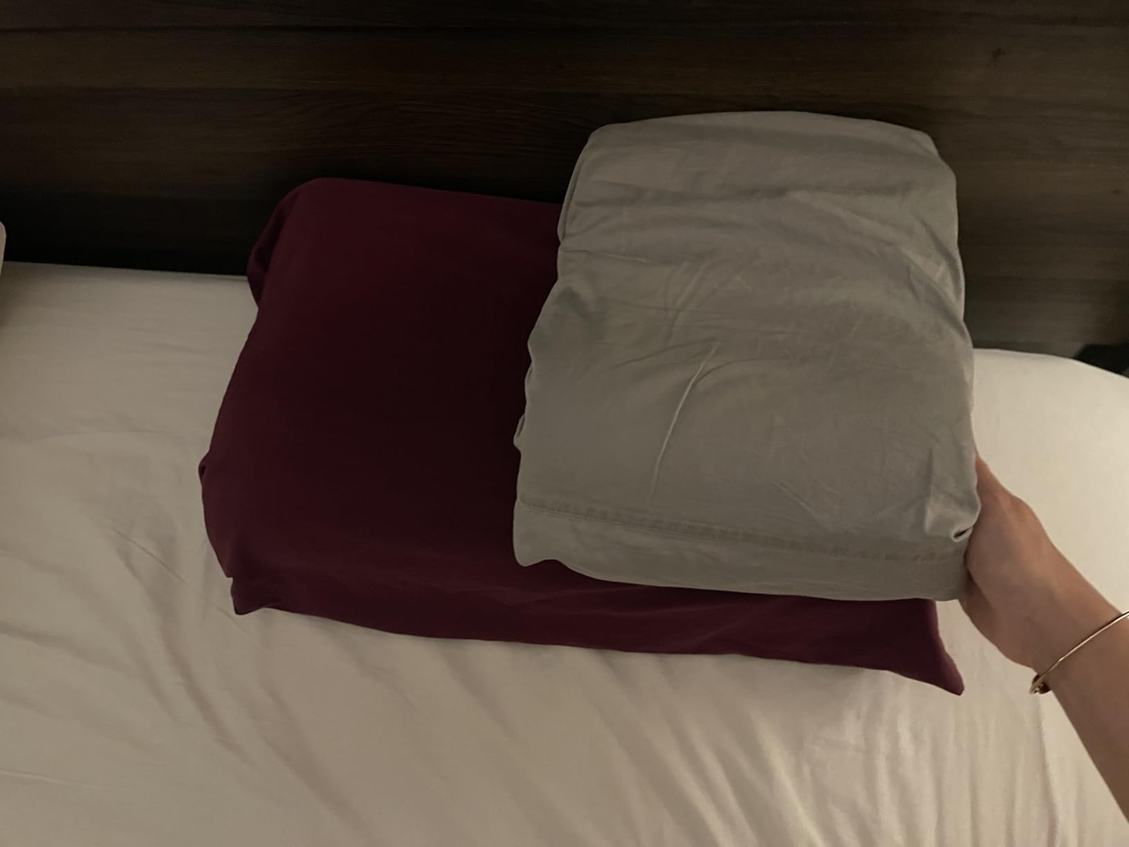 Tempur-Pedic TEMPUR Neck Pillow, Travel, White customer photo 2