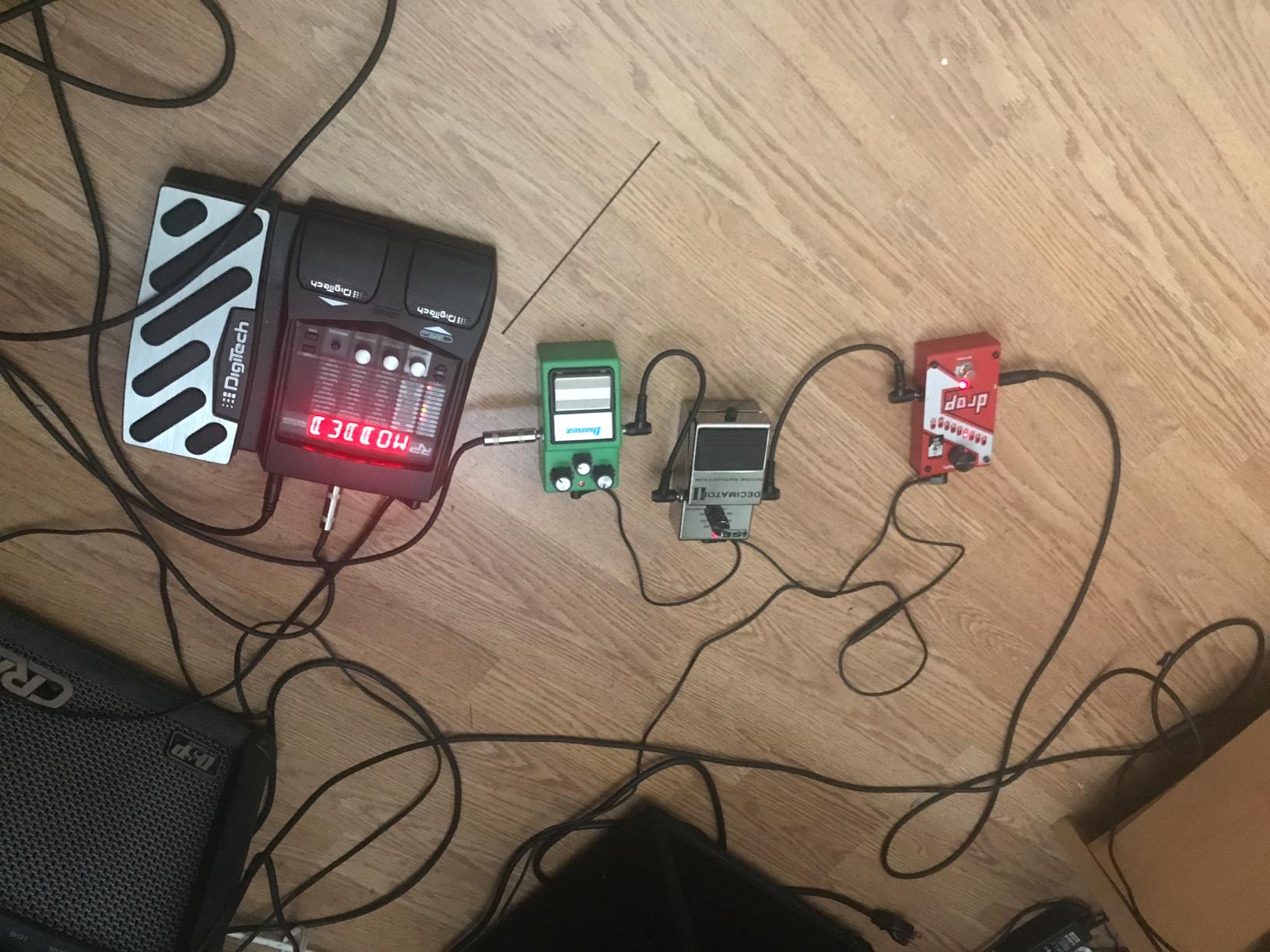Ibanez TS9 White Black Red Blue Electric Guitar Distortion and Overdrive Effect Pedal, Model Number TS9, Style Overdrive, 9.0 Volts, 8.0 Microamps customer photo 2
