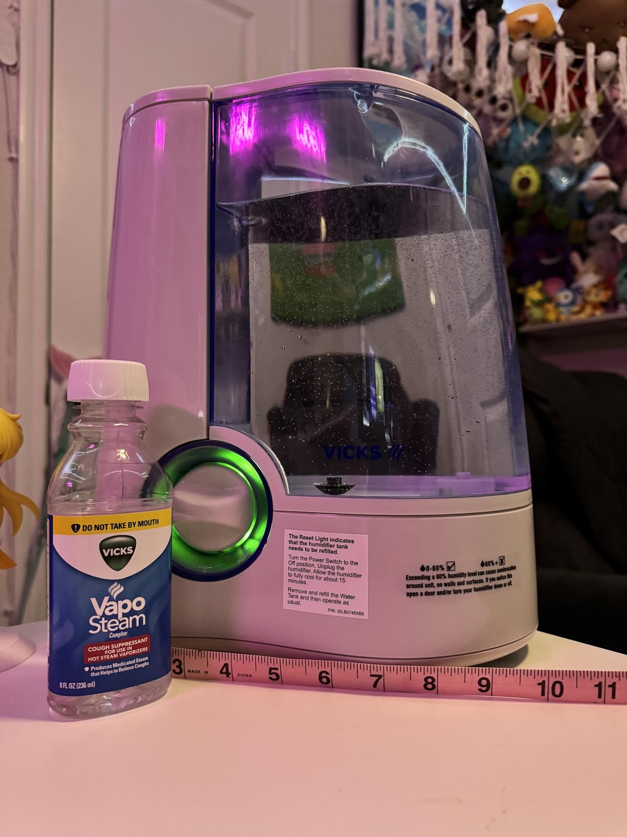 Vicks Warm Mist Humidifier Filter-Free 1-Gal Tank, Auto Shut-Off, Night Light, VapoPad and VapoSteam Compatible customer photo 2