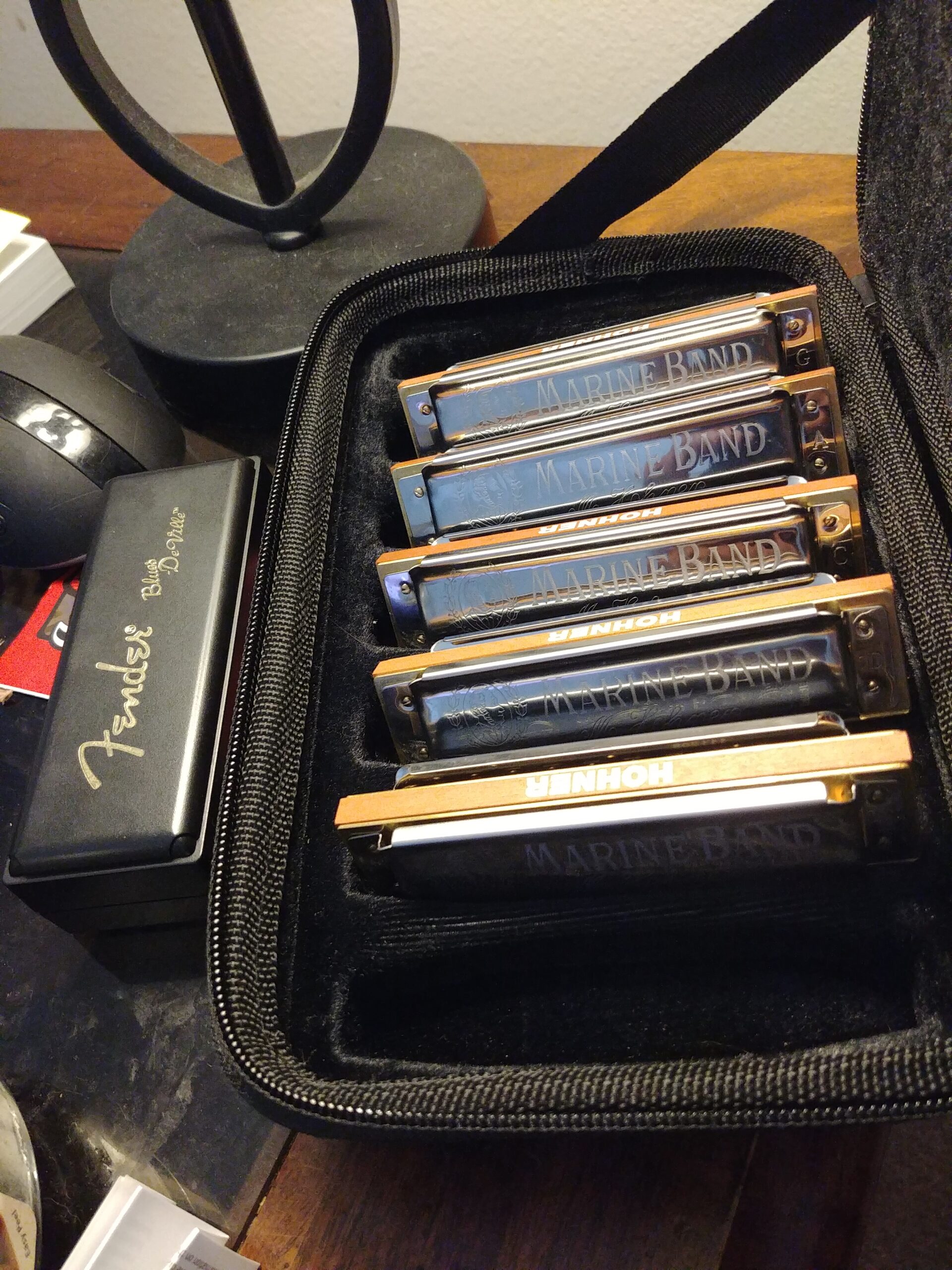 Hohner Marine Band 1896 Diatonic Harmonica with Brass Body, Curved Covers, and Side Vents (Stainless Steel, 5-Pack) customer photo 1