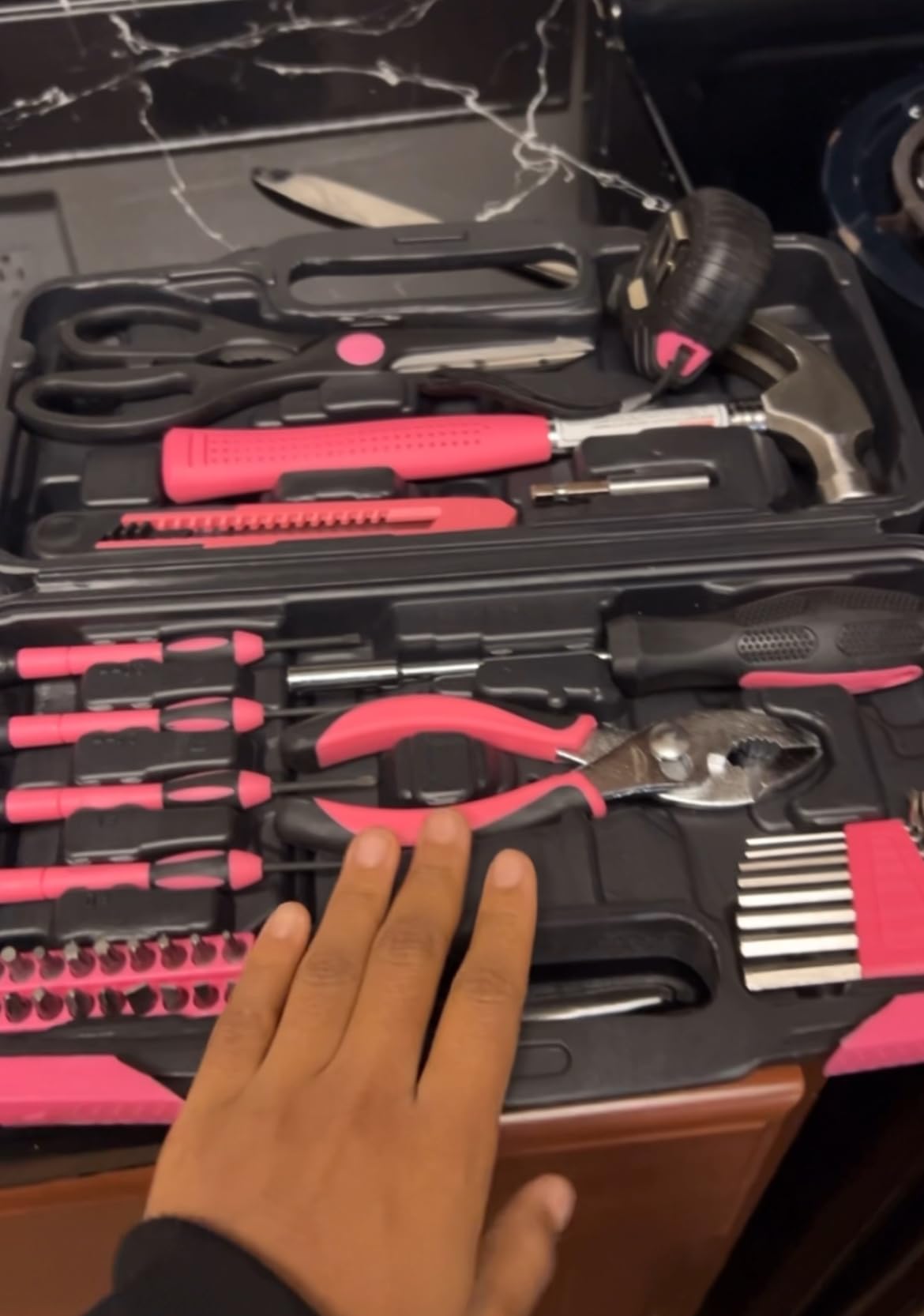 Apollo Tools 39 Piece General Household Tool Set - Essential Hand Tools for Home Repairs customer photo 1