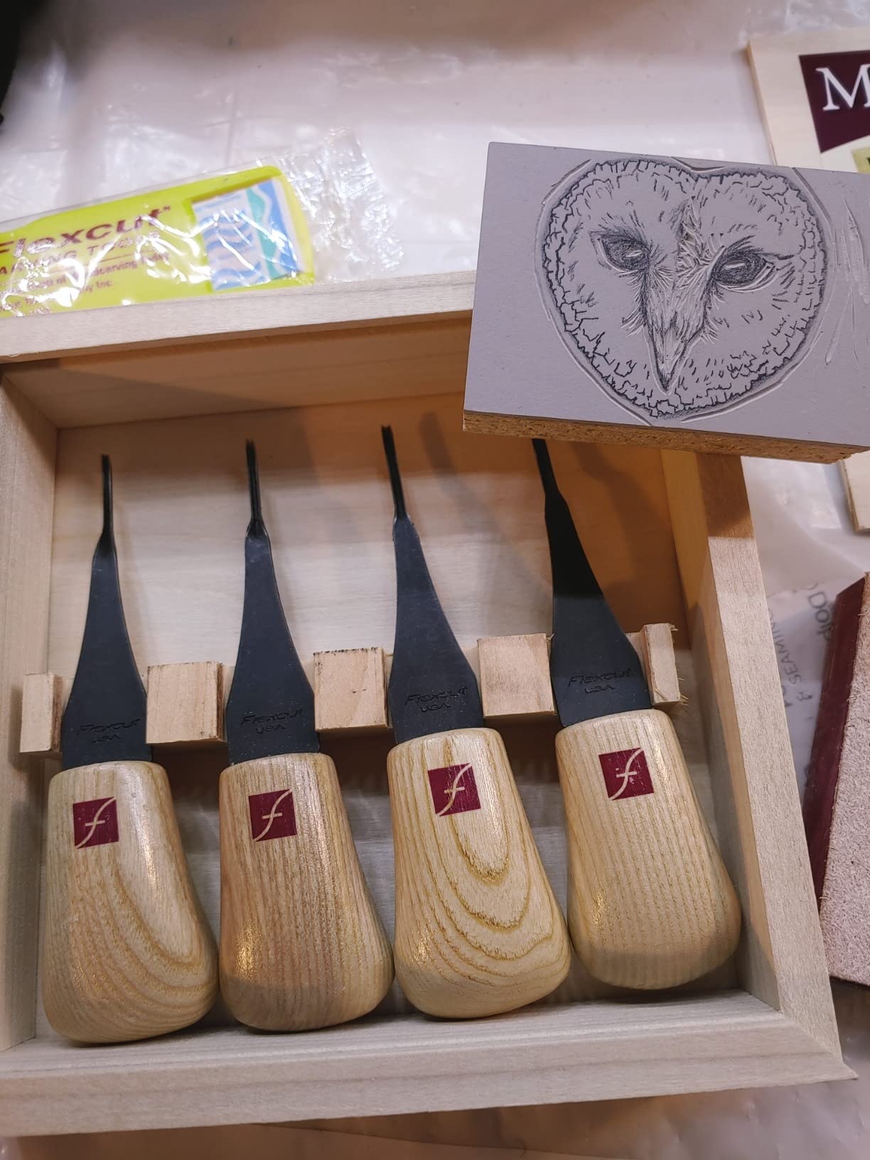 FLEXCUT Carving Tools Premium Set - High Carbon Steel Blades for Woodcarving customer photo 1
