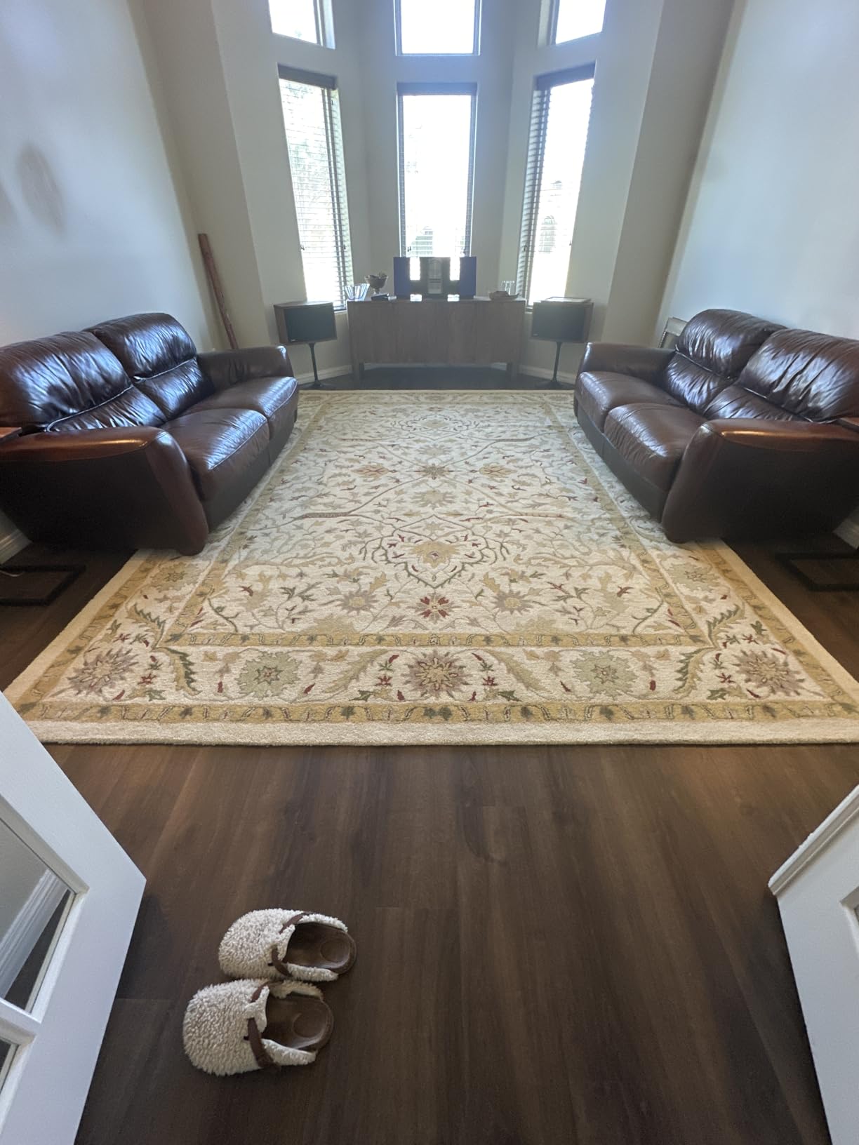 SAFAVIEH Antiquity Collection Runner Rug - 2'3