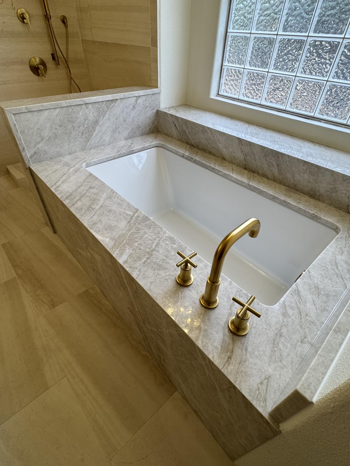 American Standard 2934002.D0.020 Studio 60 x 36-Inch Drop-In Soaking Bathtub With Zero Edge, White customer photo 1