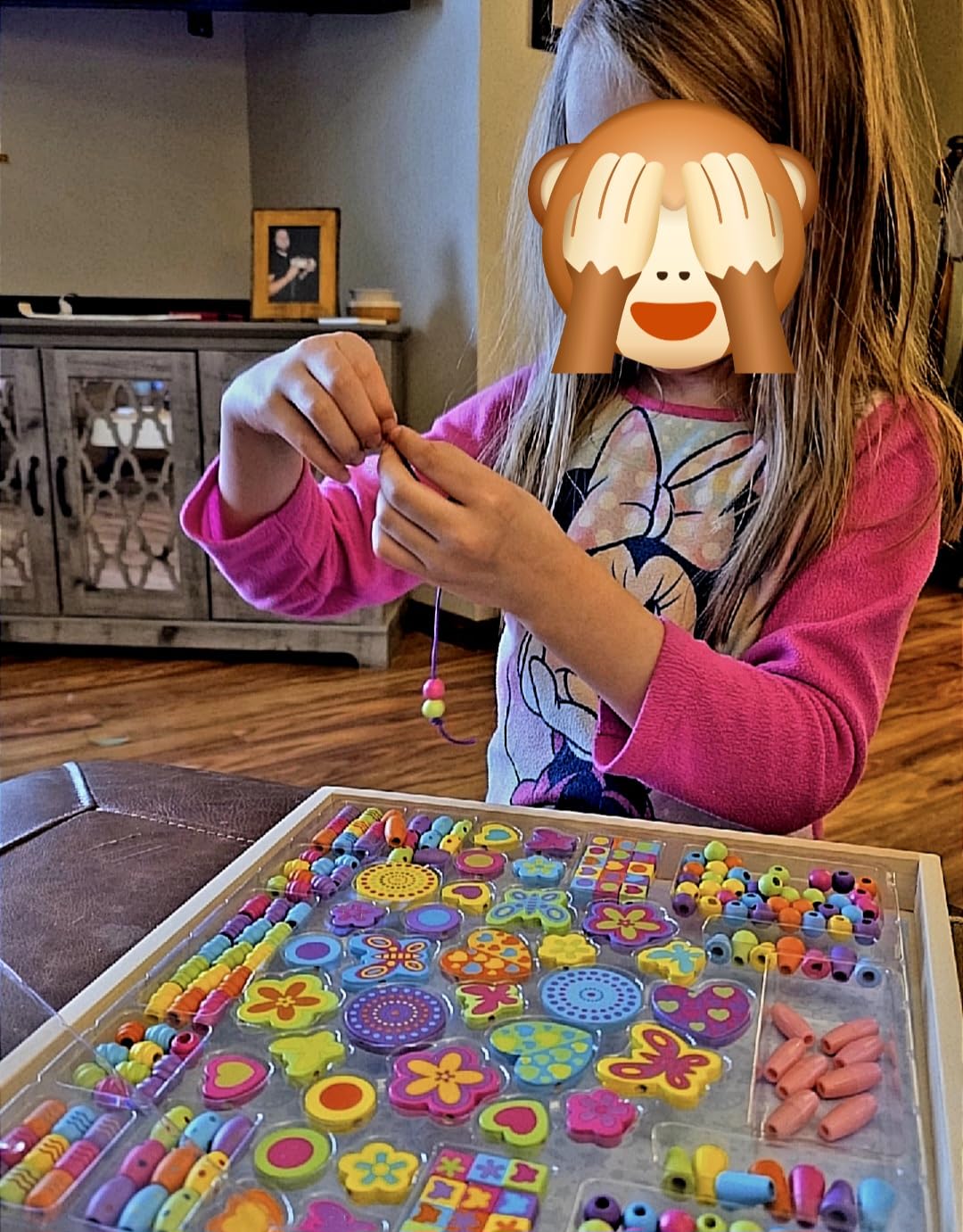 Melissa & Doug Created by Me! Bead Bouquet, Deluxe Wooden Jewelry Making Kit, 220+ Bright Colored Beads & Cords, DIY Necklace & Bracelet Making Kit, Arts & Crafts Toddler Toys for Kids Ages 4+ customer photo 2