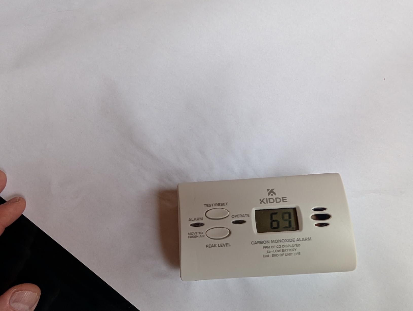 Kidde Carbon Monoxide Detector, AA Battery Powered CO Alarm with LEDs, Test-Reset Button, Low Battery Indicator, Portable customer photo 2