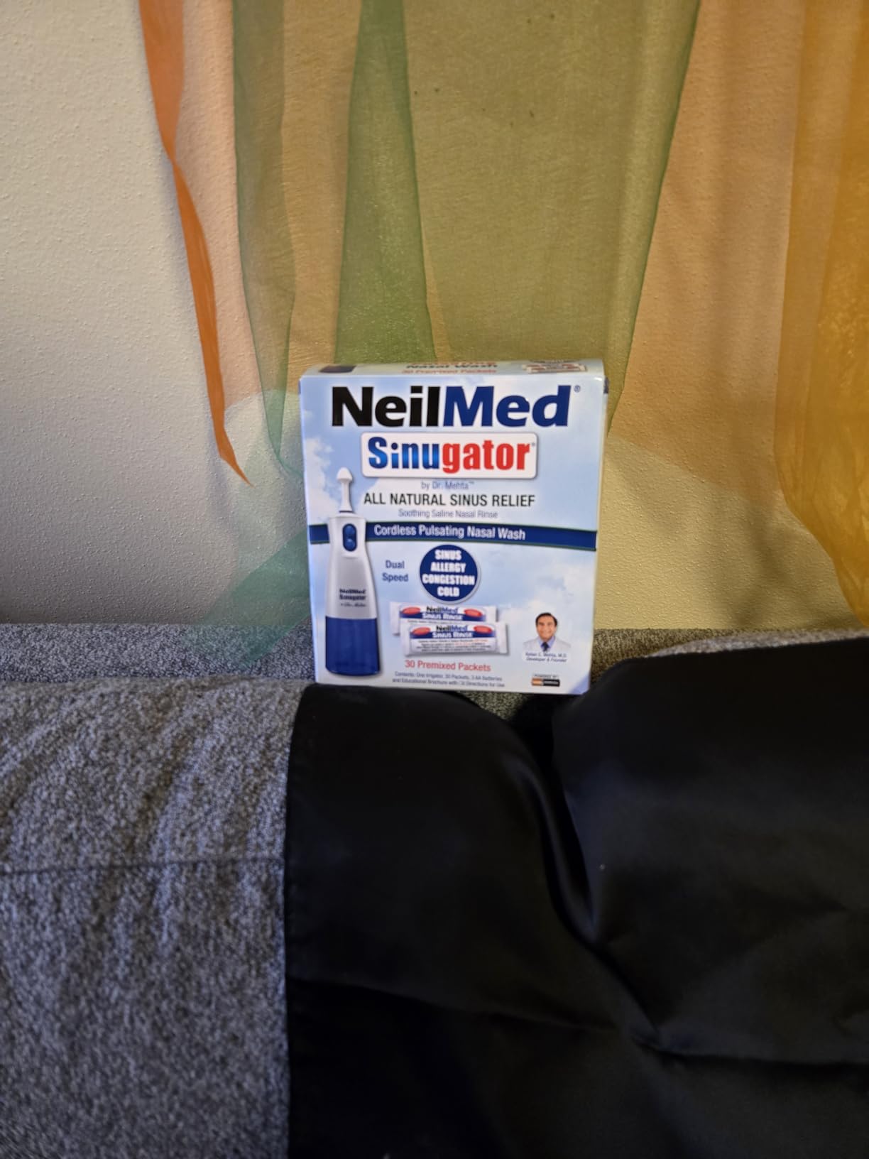 NeilMed Sinugator Cordless Pulsating Nasal Wash Kit with One Irrigator, 30 Premixed Packets and 3 AA Batteries(Pack of 1) customer photo 1