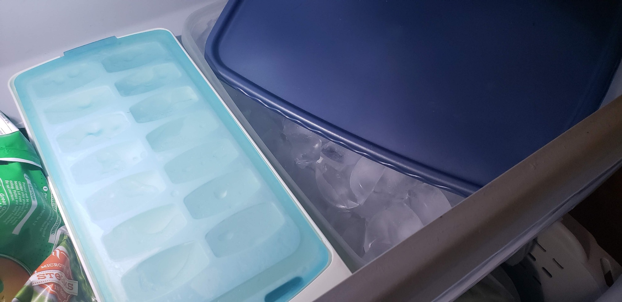 OXO Good Grips No-Spill Ice Cube Tray customer photo 1
