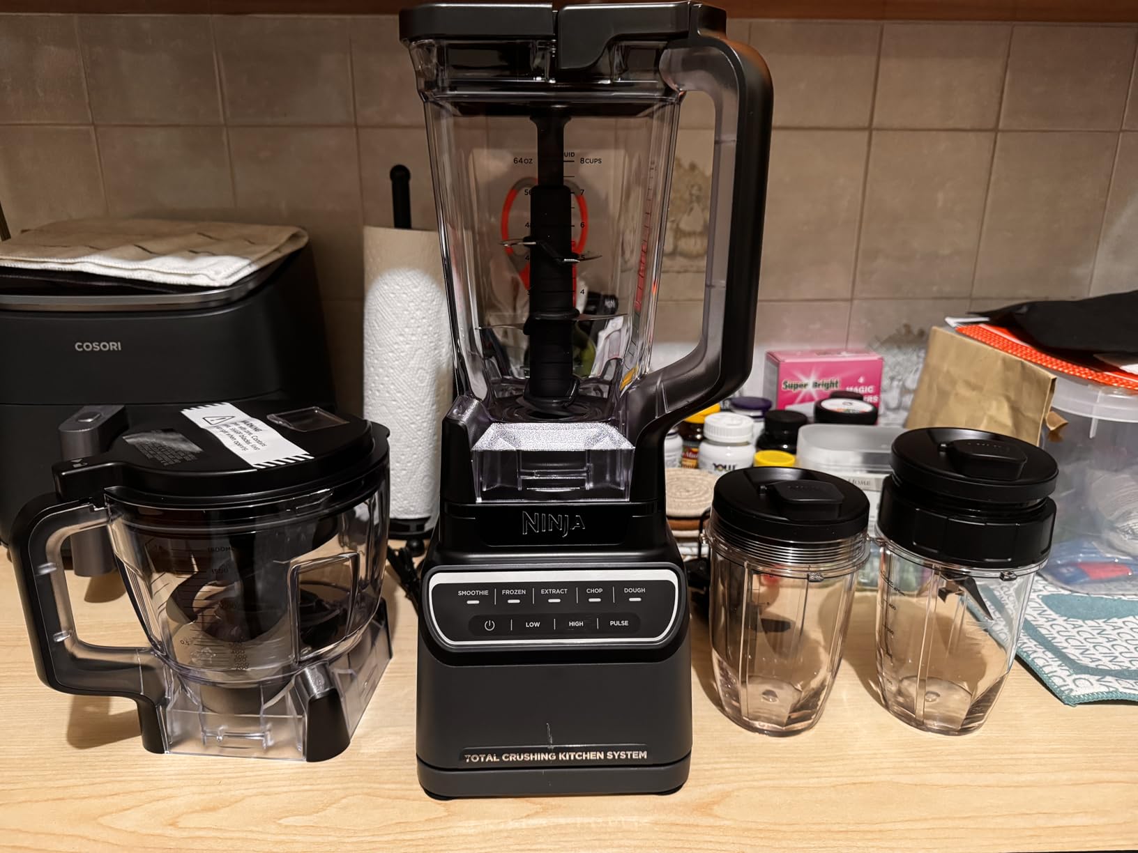 Ninja BL660 Professional Compact Smoothie & Food Processing Blender, 1100-Watts, 3 Functions -for Frozen Drinks, Smoothies, Sauces, & More, 72-oz. Pitcher, (2) 16-oz. To-Go Cups & Spout Lids, Gray customer photo 2