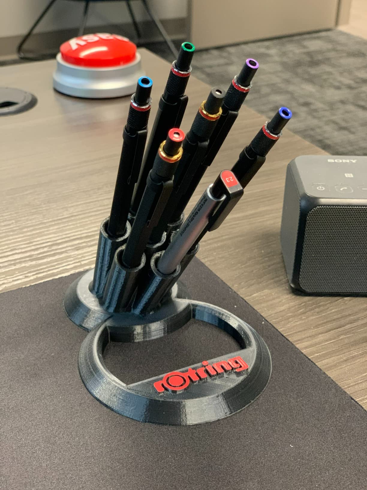 rOtring 800 Retractable Metal Mechanical Pencil, 0.5mm, Black Barrel, Perfect for Drafting, Engineering, Architecture Professionals customer photo 1