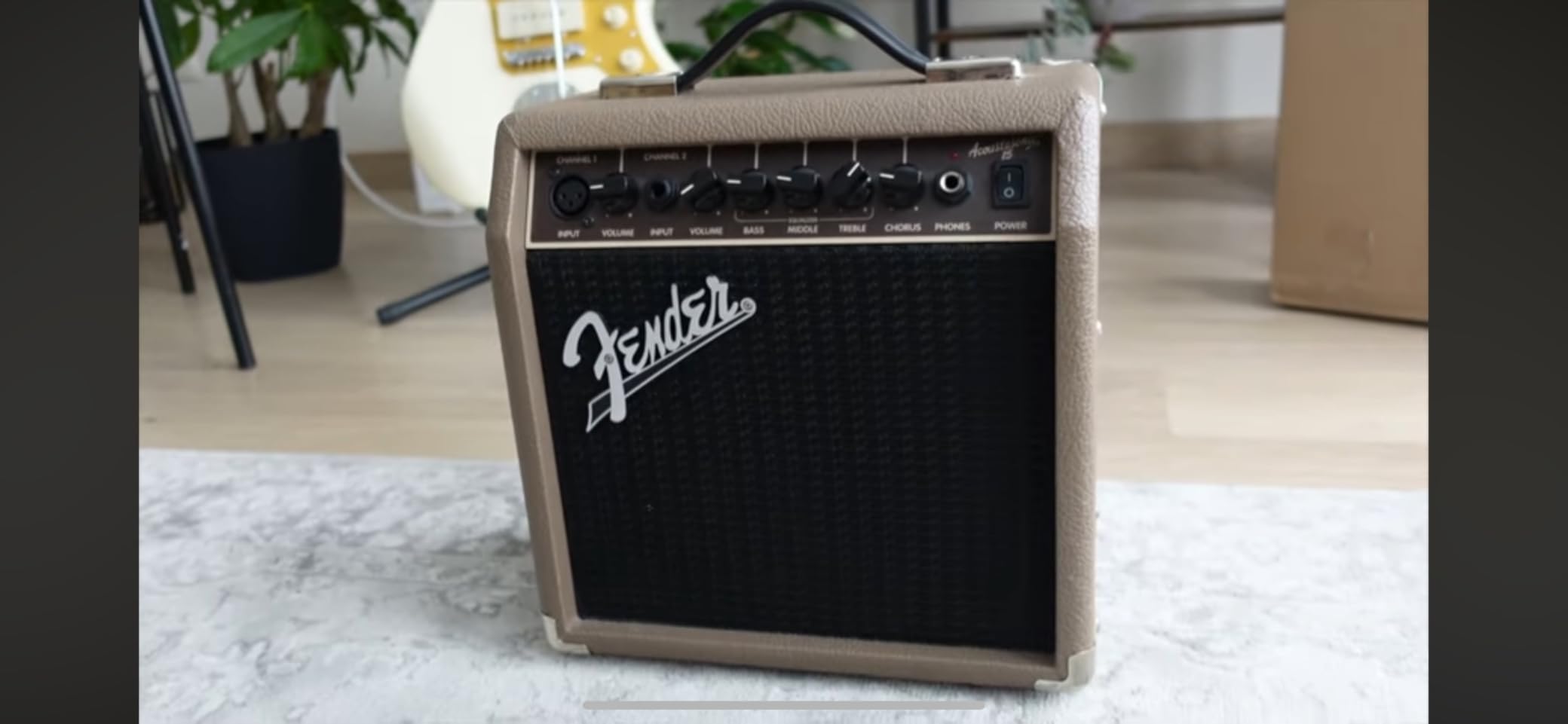Fender Acoustasonic Guitar Amp for Acoustic Guitar, 15 Watts customer photo 1