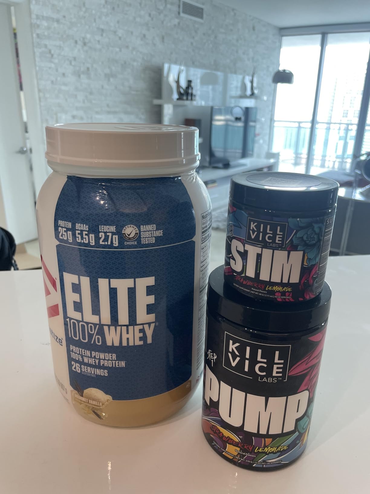 Dymatize Elite 100% Whey Protein Powder, L-Leucine, Quick Absorbing & Fast Digesting for Optimal Muscle Recovery, Gourmet Vanilla, 32 Oz customer photo 2