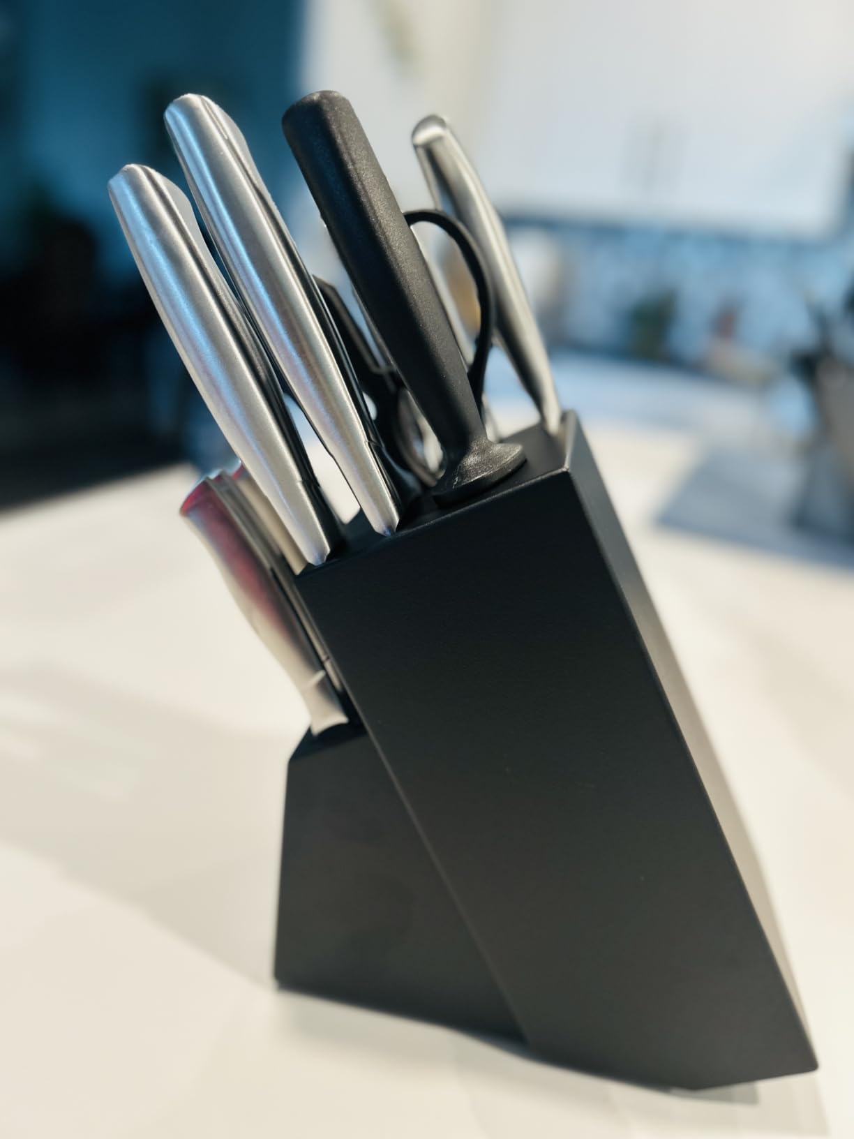 Cuisinart Stainless Steel Hollow Handle 15-Piece Cutlery Block Set, Kitchen Knife Set with Steel Blades for Precise Cutting, Durable Knives with Ergonomic Handles, C77SS-15PK customer photo 2