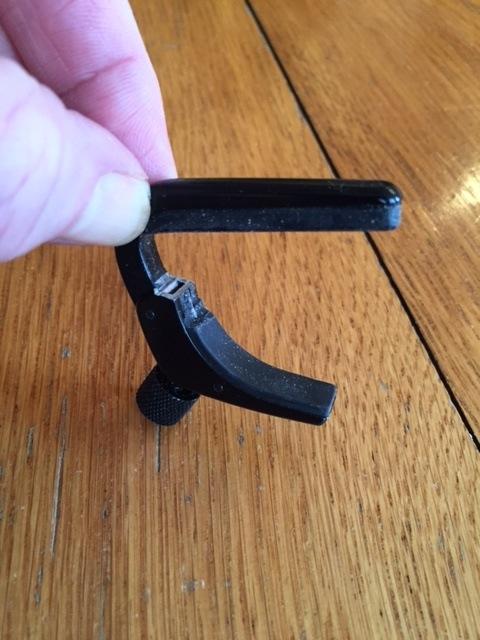D'Addario NS Banjo Capo, Mandolin Capo - For 4 or 5 String Banjos and Mandolins - Micrometer Tension Adjustment for Buzz-Free, In-Tune Performance - Black customer photo 2