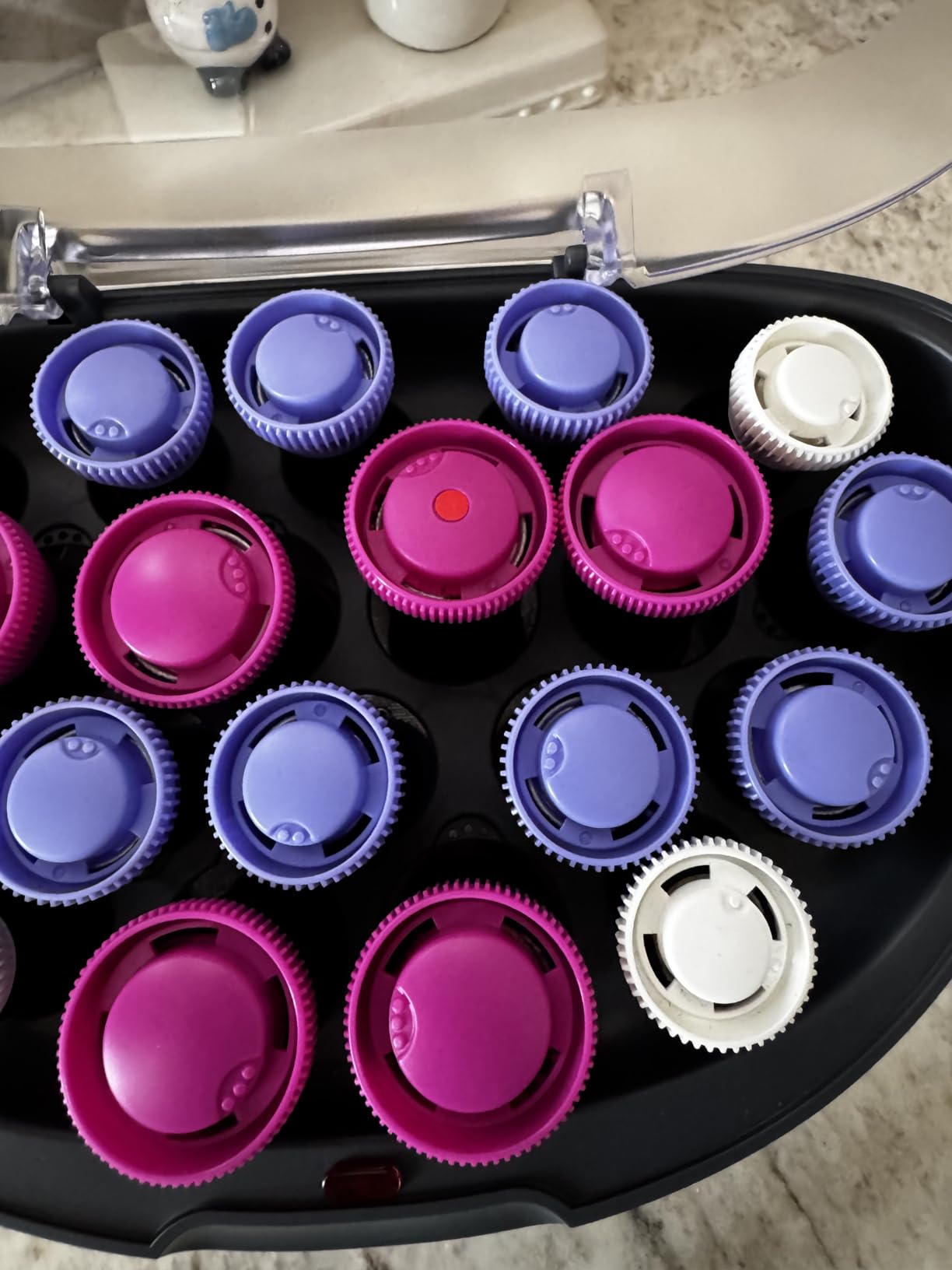 Remington Ionic Conditioning Hair Setter, 20 Velvet Hair Rollers, 6 Large (1.25), 10 Medium (1