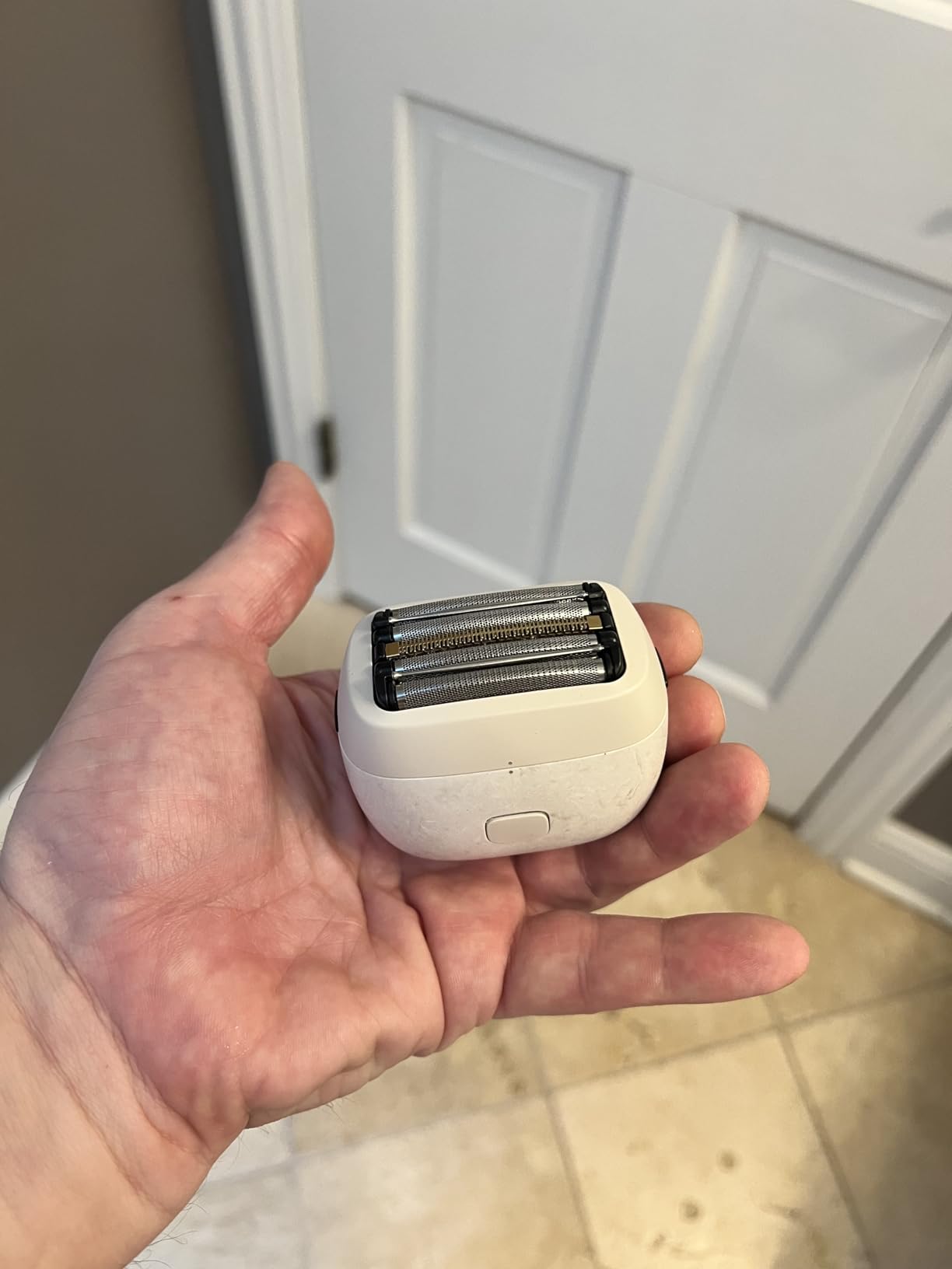 Panasonic ARC5 Electric Razor for Men with Pop-Up Trimmer, Wet/Dry 5-Blade Electric Shaver with Intelligent Shave Sensor and Multi-Flex Pivoting Head, ES-LV65-S (Silver) customer photo 2