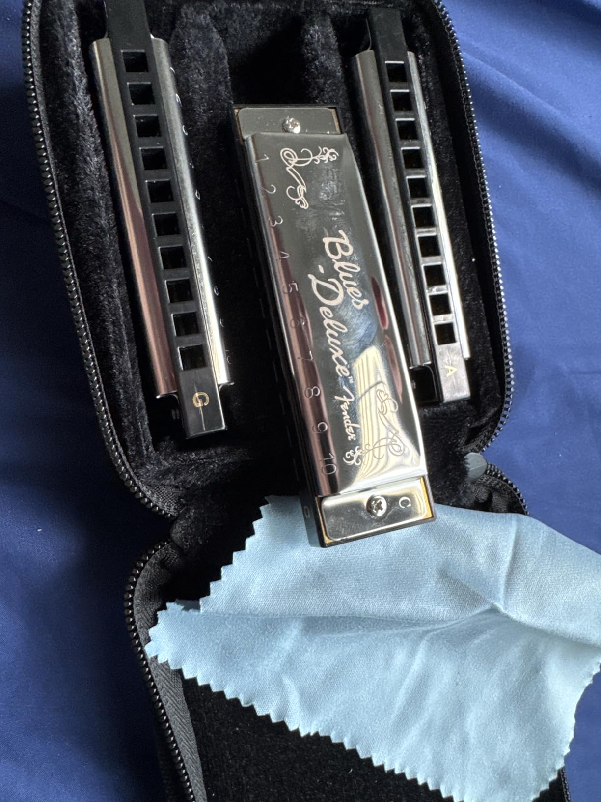 Fender Blues Deluxe Harmonica, Pack of 7 with case (Keys C, G, A, D, F, E, B Flat) customer photo 3