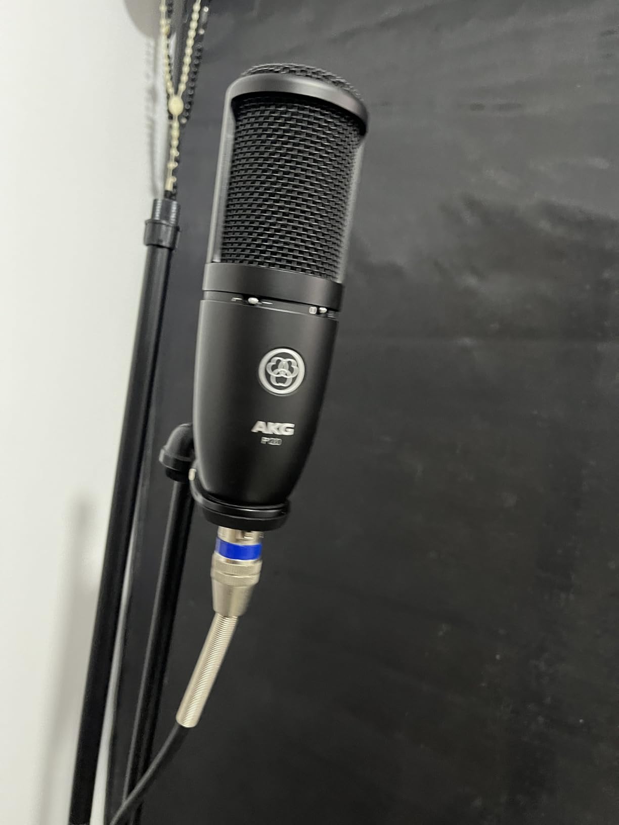 RØDE NT-USB+ Professional-Grade USB Condenser Microphone For Recording Studio Quality Audio Directly To A Computer Or Mobile Device, Black customer photo 2