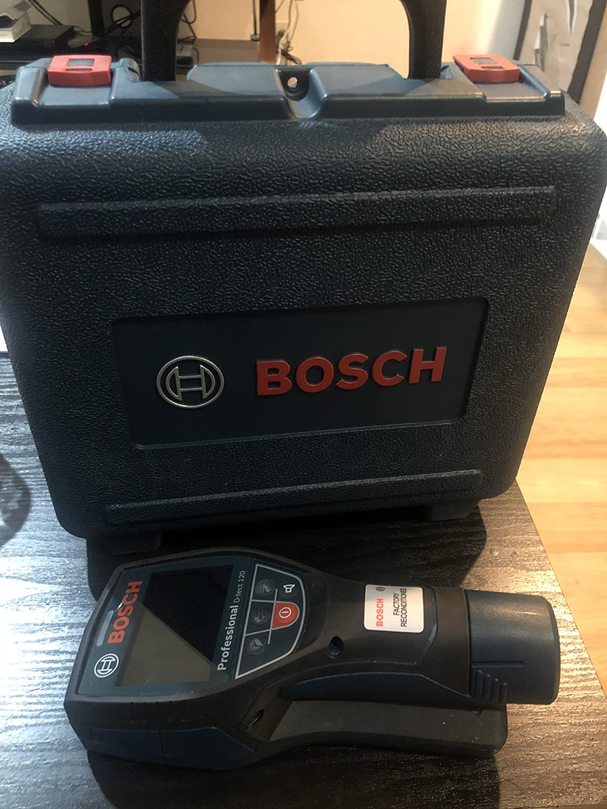 BOSCH D-TECT120 Professional Wall Scanner and Floor Radar, Multi-Material Stud Finder for Wood, Metal, and Live Wire Detection customer photo 2