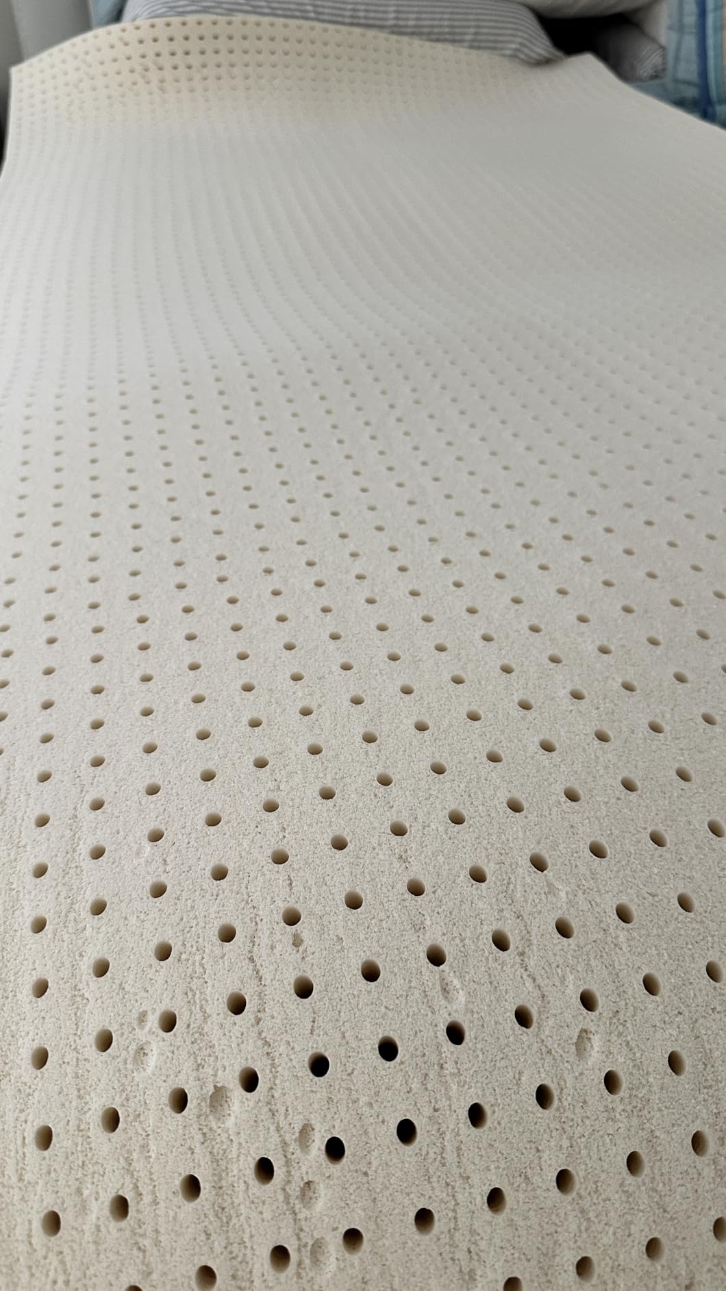 Pure Green Natural Latex Mattress Topper - Soft - 2 Inch - Queen Size (GOLS Certified Organic) customer photo 2