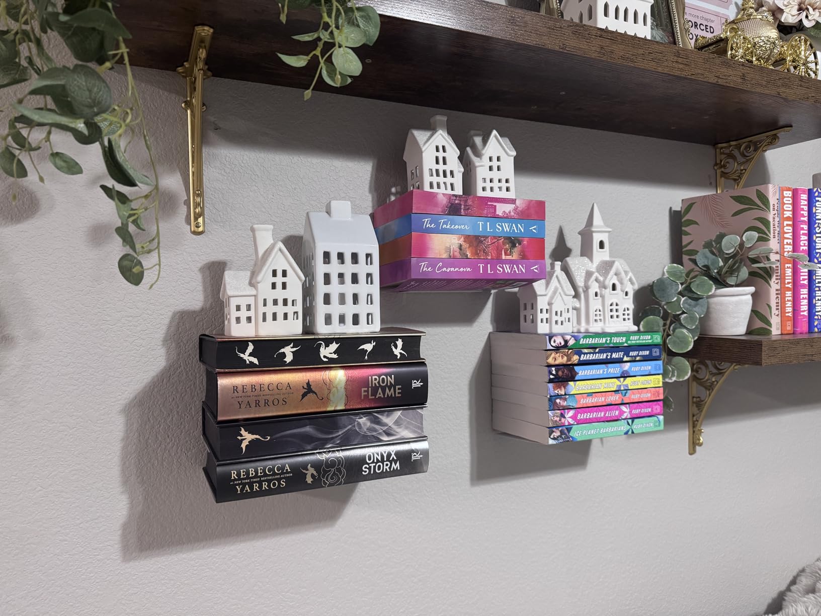 STORAGE MANIAC Floating Book Shelves for Wall Mounted Invisible Floating Bookshelves Heavy-Duty Steel Hidden Bookshelf Hanging Bookshelves for Bedroom Living Room Office, White 4-Pack Large customer photo 2