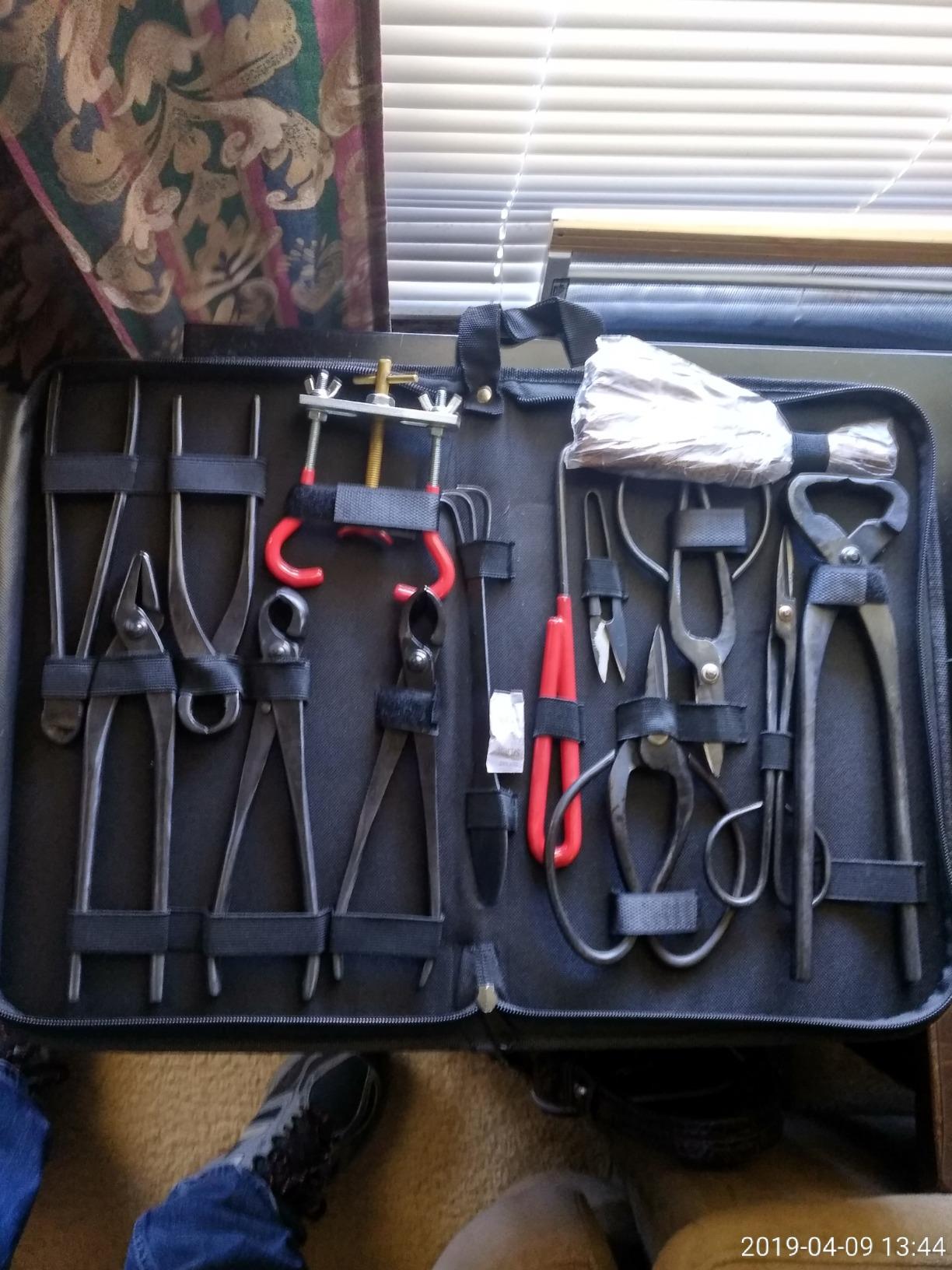 Voilamart 14 Piece Bonsai Tools Kit with Case, Carbon Steel Scissor Cutter Shear Set Garden Plant Tools customer photo 2