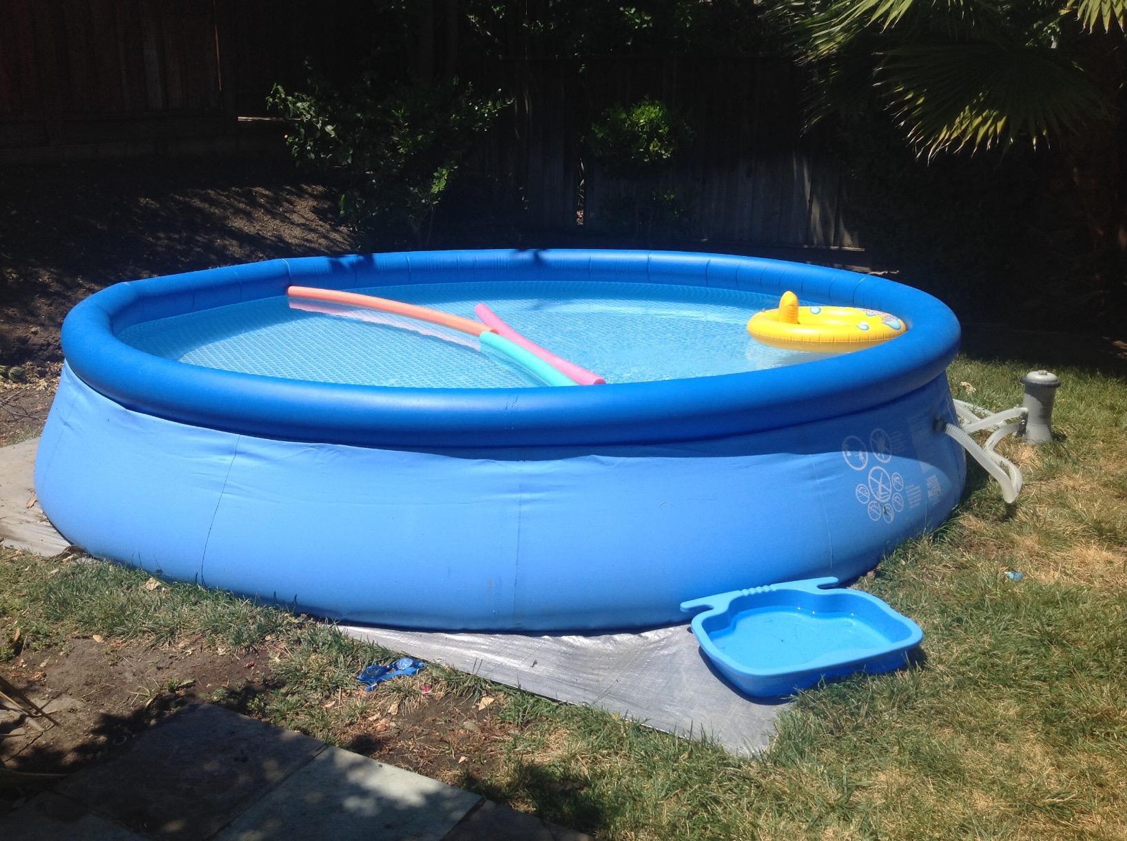 Intex Easy Set 13 ft x 33in Above Ground Pool Set, Round Inflatable Swimming Pool with 530 GPH Cartridge Filter Pump and Type A Cartridge customer photo 1