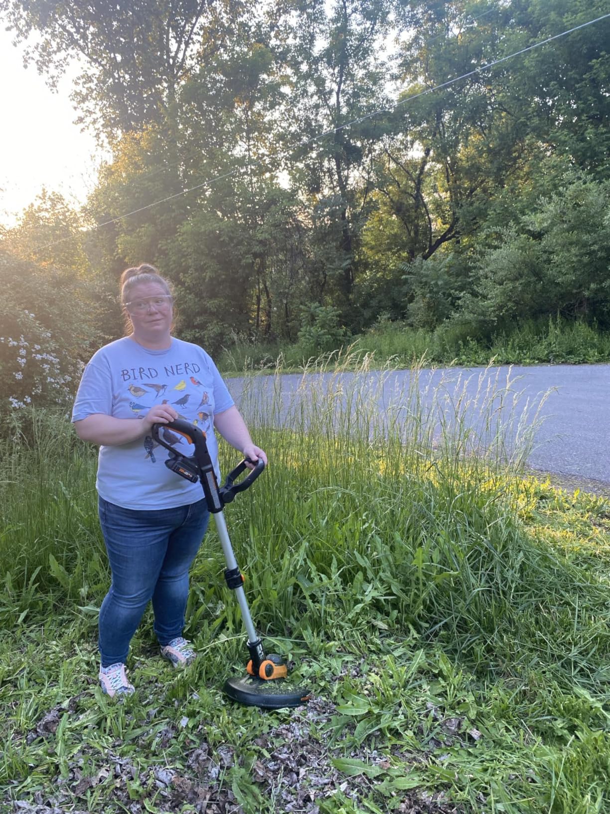 WORX Cordless String Trimmer & Lawn Edger, 12 Electric Weed Wacker with Command Feed, 20V Weed Eater with 5.5 LBS, 2 Batteries & Charger Included, WG163 customer photo 2