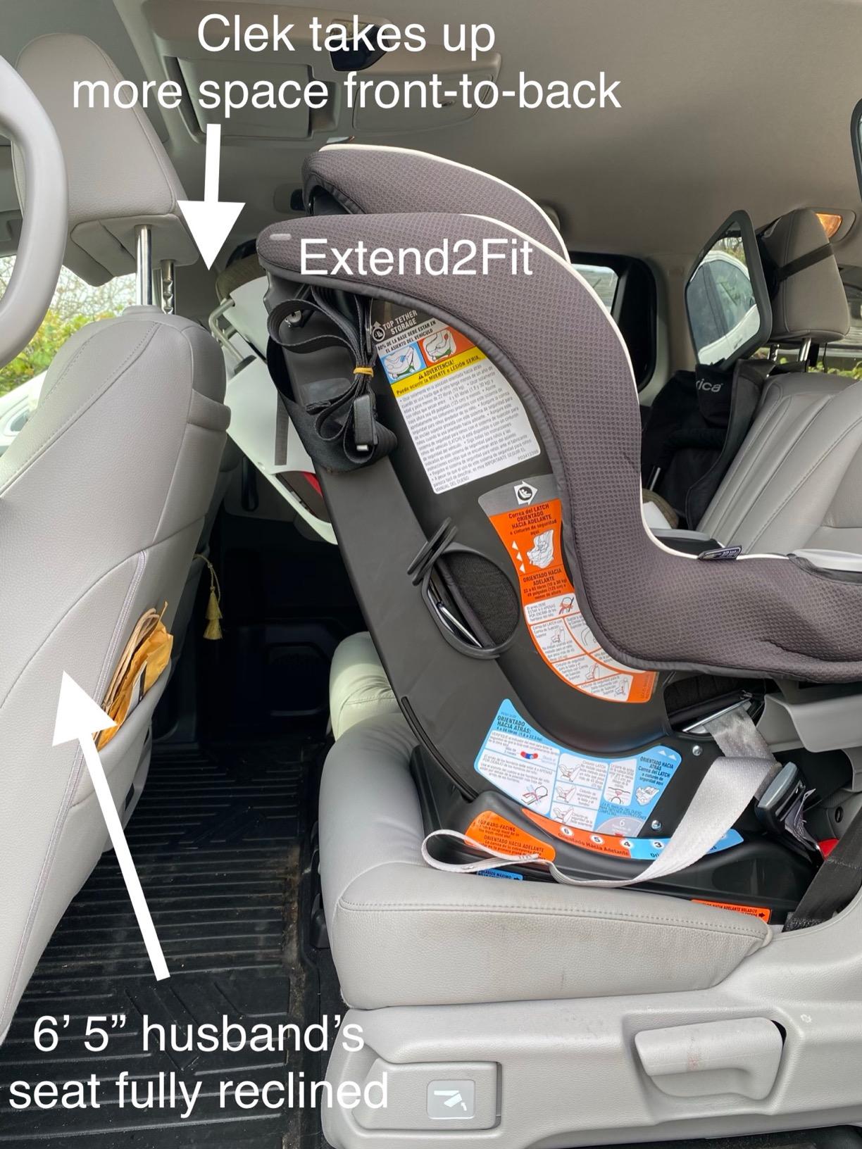 Graco Extend2Fit Convertible Baby Car Seat, Rear and Forward Facing, Adjustable Extension Panel for Extra Legroom, Gotham customer photo 2