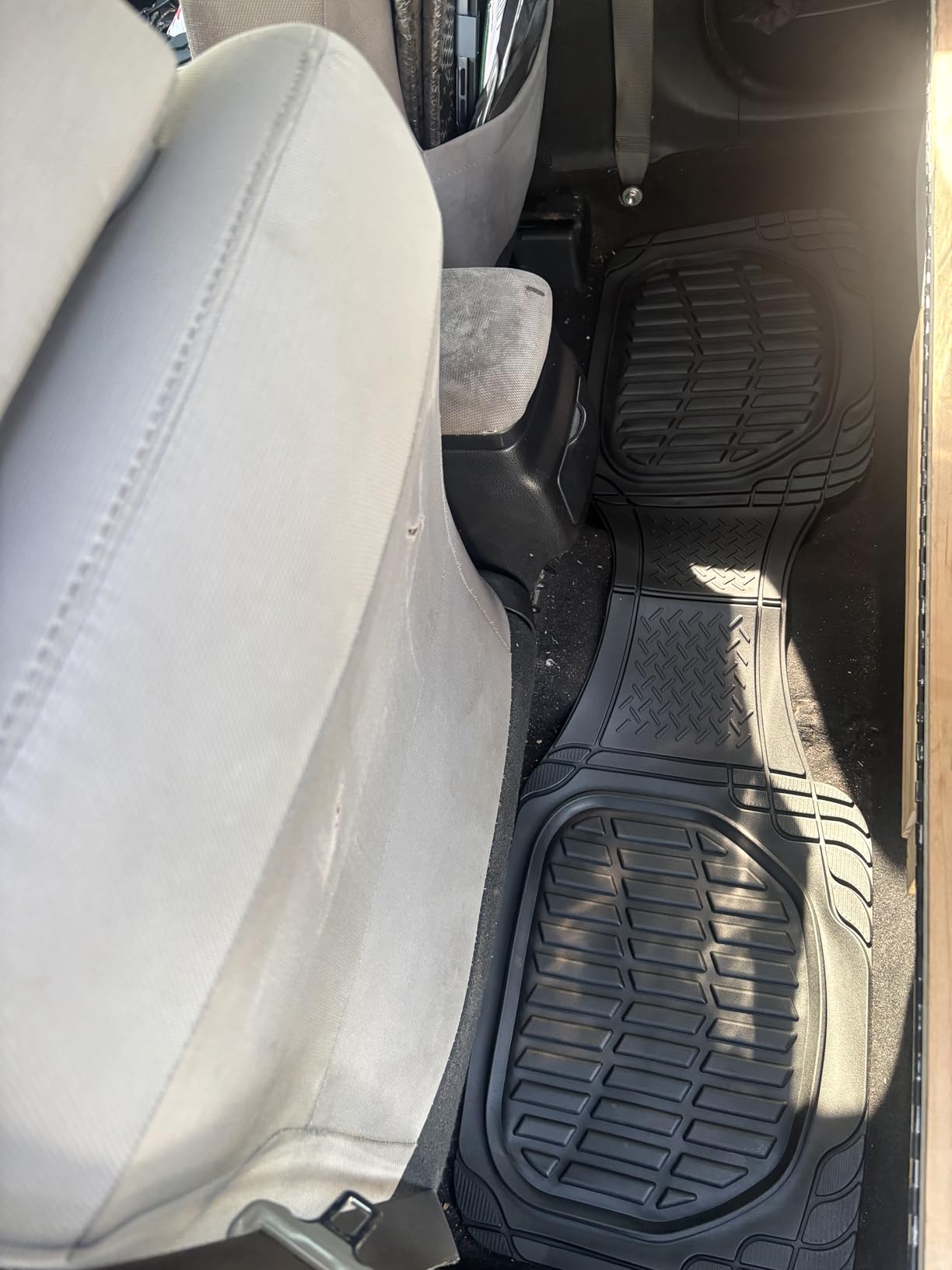 Motor Trend FlexTough Floor Mats for Cars, Gray Deep Dish All-Weather Mats, Waterproof Trim-To Fit Automotive Floor Mats for Trucks SUV, Universal Liner Car Accessories customer photo 1