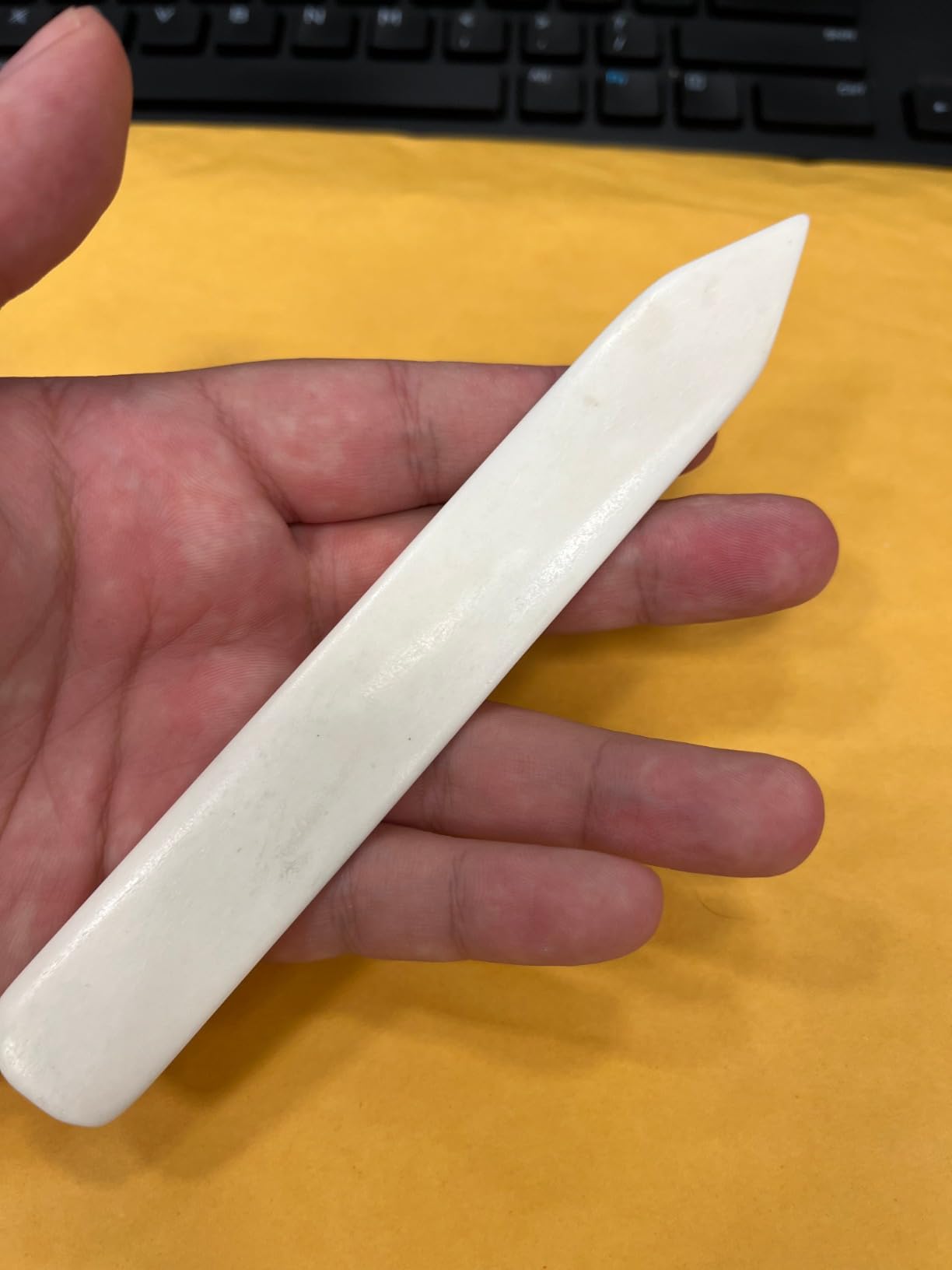 VENCINK Genuine Bone Folder Scoring Folding Creasing Origami Paper Creaser Crafting Tool for DIY Handmade Leather Burnishing, Bookbinding, Scrapbooking, Paper Cards Crafts (100% Cattle Bone) customer photo 2