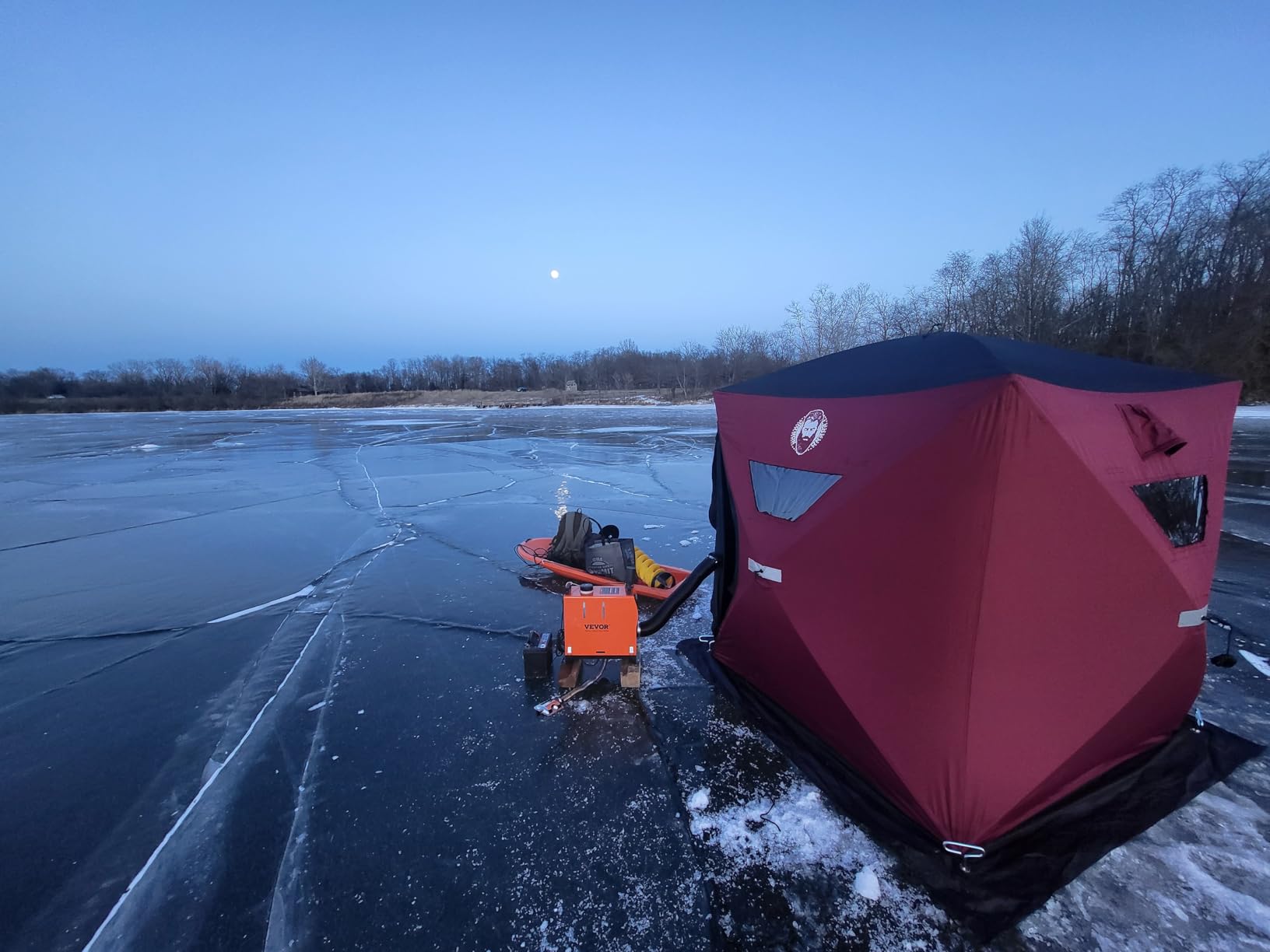 FastFish Series Pop-Up Portable 2-3 Person Ice Fishing Shelter customer photo 1