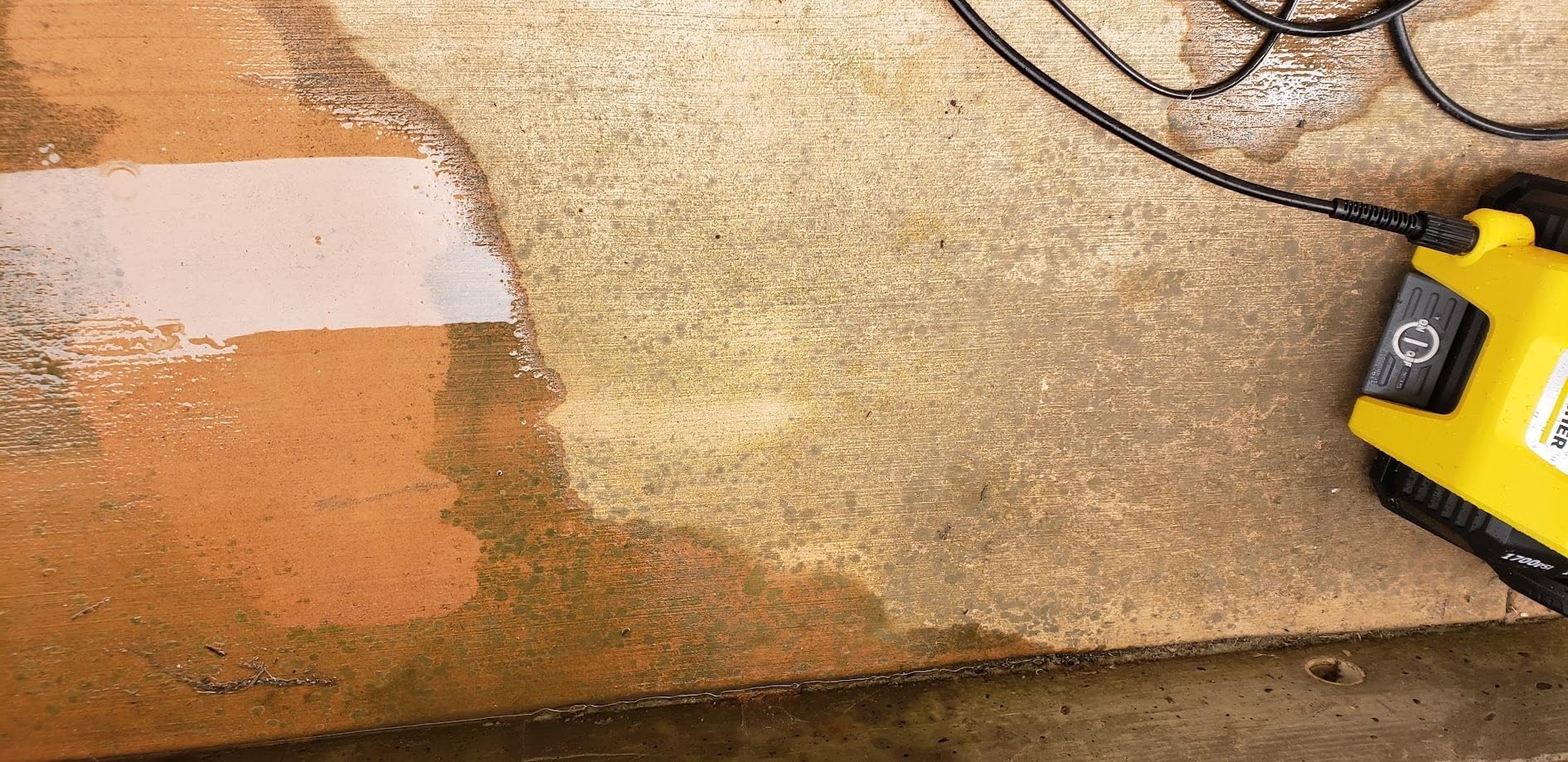 Karcher Pressure Washer K1700, 3 Spray Nozzles, Detergent Tank, for Cars, Driveways, Siding, Patios, 2125 max. PSI, 1.46 max. GPM customer photo 1
