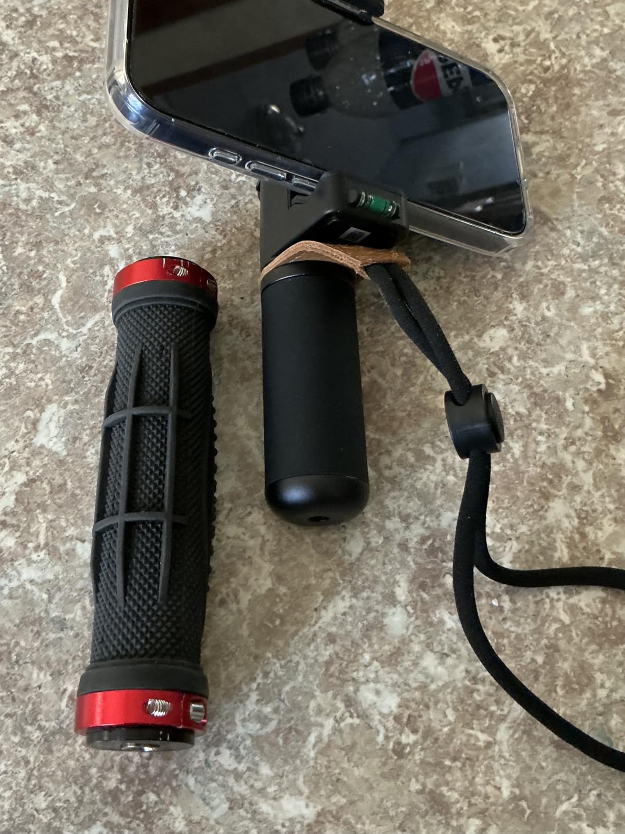 Movo PR-1 Smartphone Grip Handle Rig with Wrist Strap, Tripod Mount and Cold Shoe Mount for Lights and Microphones - for iPhone, Samsung, HTC, LG, Google, Android customer photo 2