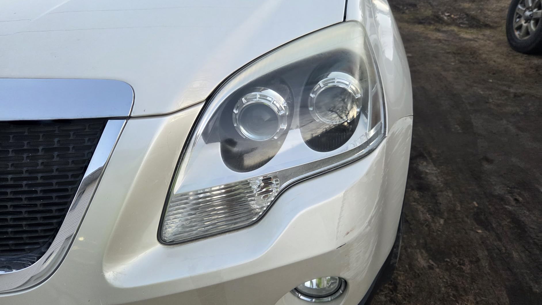 Chemical Guys Headlight Restore and Protect - Cleans, Restores Clarity, and Protects Headlights from Future Fading, Safe for Trucks, SUVs, Motorcycles, RVs & More - 16 oz customer photo 1
