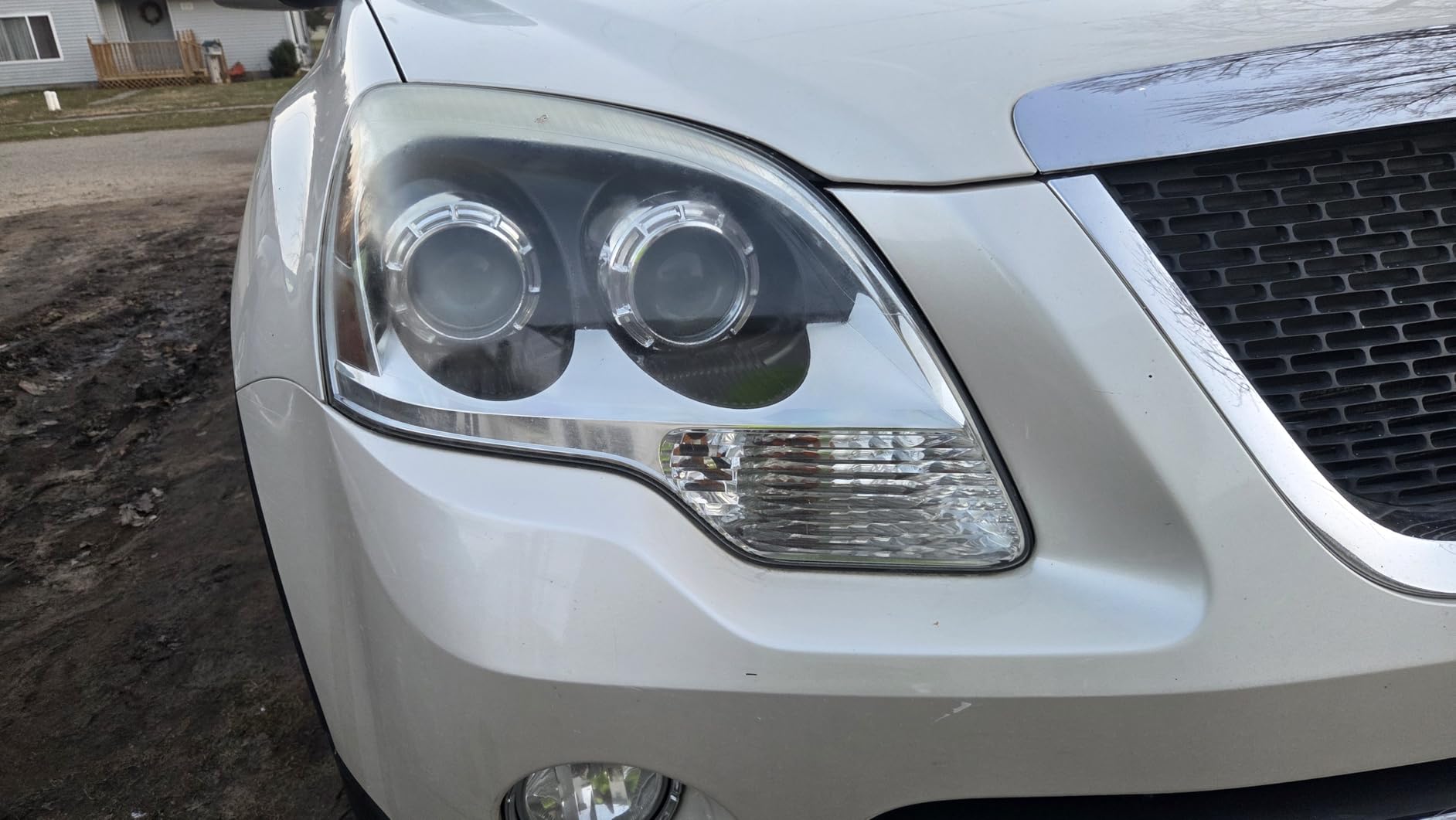 Chemical Guys Headlight Restore and Protect - Cleans, Restores Clarity, and Protects Headlights from Future Fading, Safe for Trucks, SUVs, Motorcycles, RVs & More - 16 oz customer photo 2