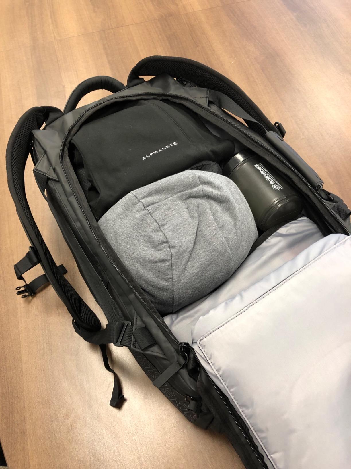 NOMATIC 40L Travel Bag- Convertible Duffel/Backpack, Carry-on Size, Everyday Use Laptop Bag, TSA Compliant customer photo 1