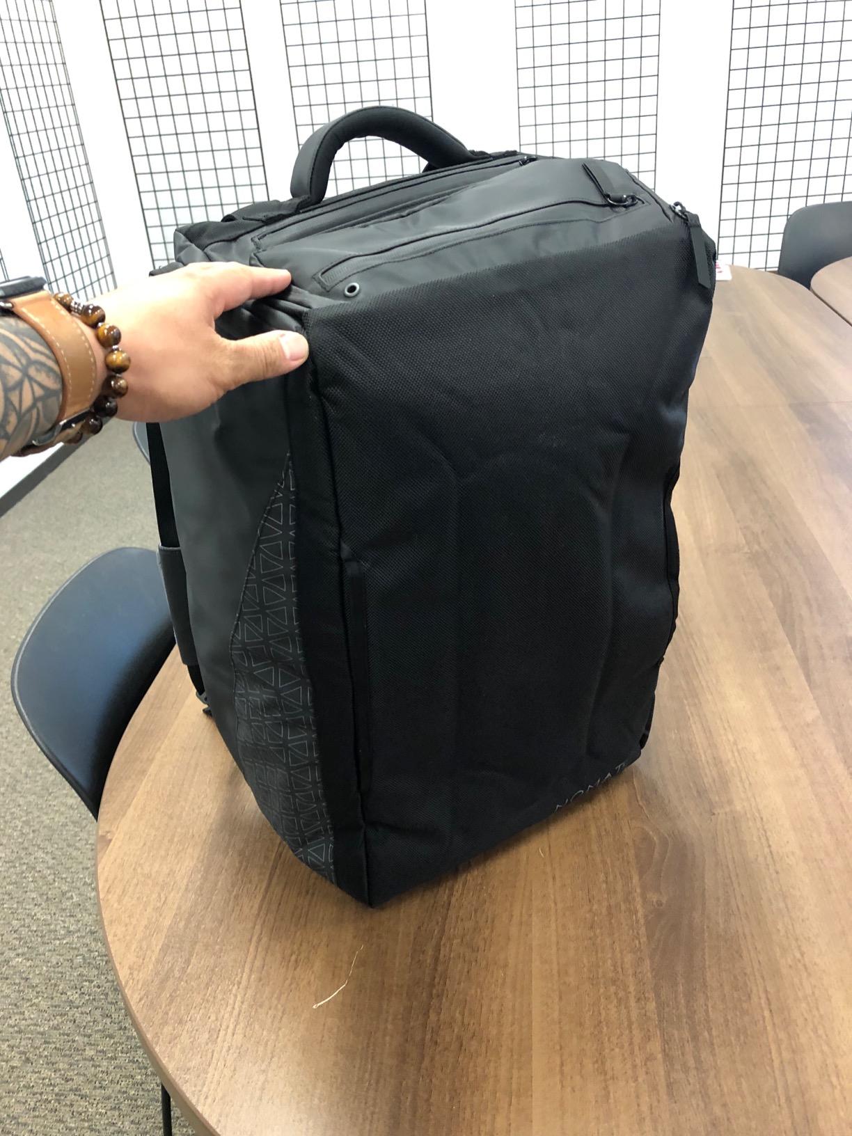 NOMATIC 40L Travel Bag- Convertible Duffel/Backpack, Carry-on Size, Everyday Use Laptop Bag, TSA Compliant customer photo 2