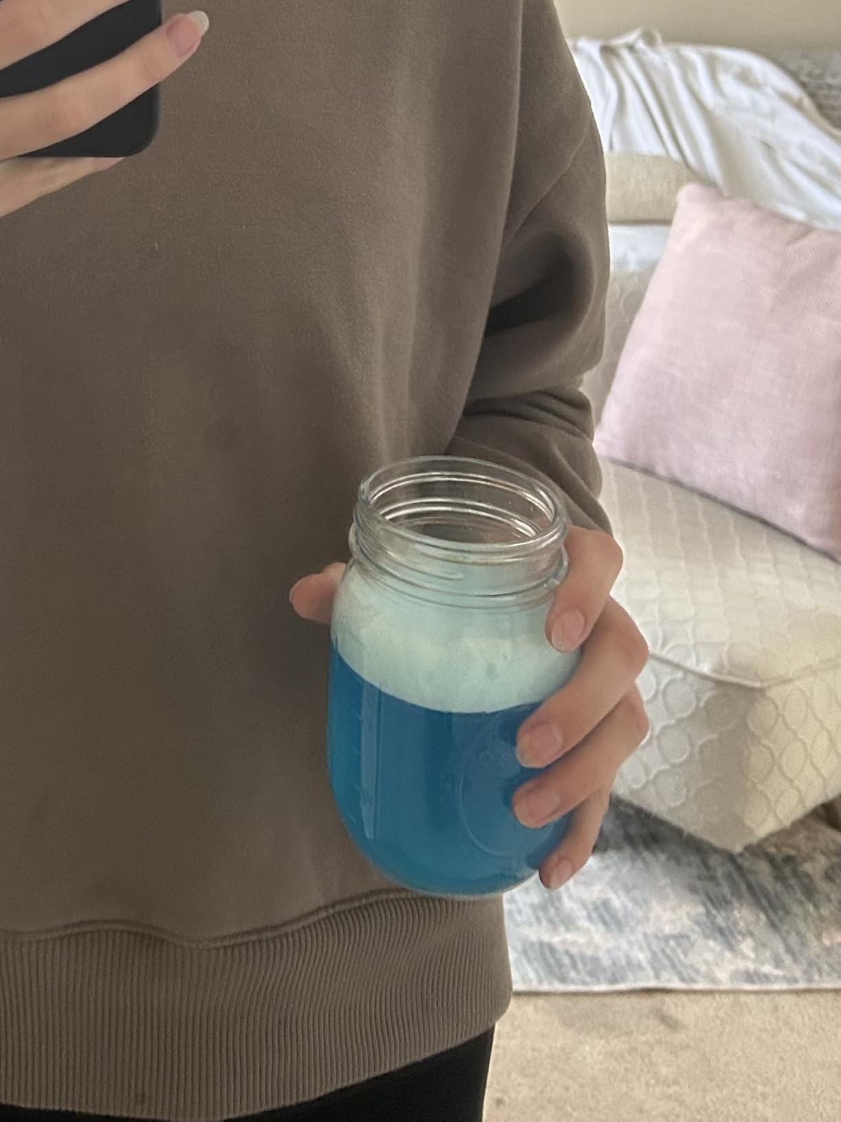 Cellucor C4 Sport Pre Workout Powder Blue Raspberry - Pre Workout Energy with 3g + 135mg Caffeine and Beta-Alanine Performance Blend - NSF Certified for Sport | 30 Servings customer photo 1