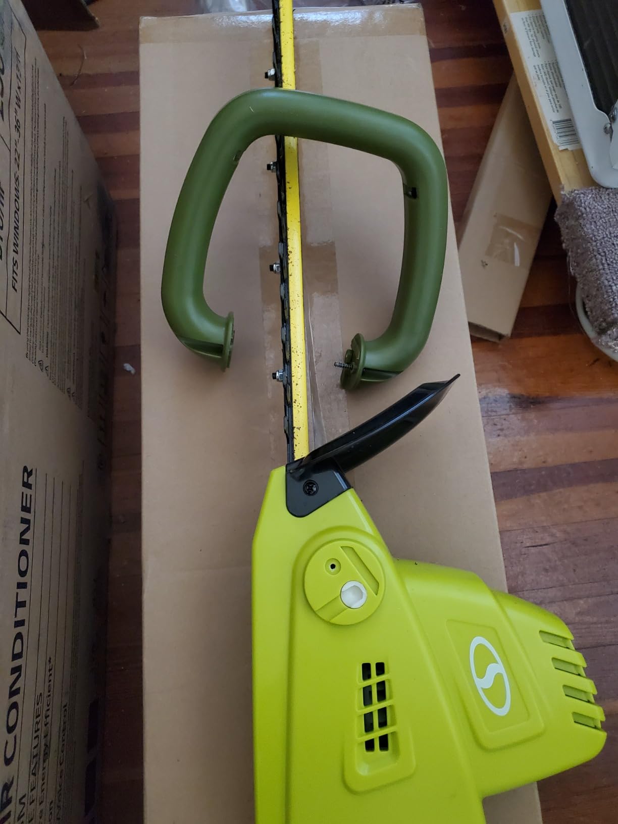 Sun Joe SJH904E Multi-Angle Telescoping Convertible Electric Pole Hedge Trimmer | 19-Inch 4.5 -Amp customer photo 1