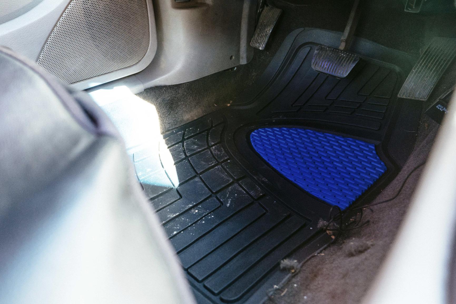 FH Group Automotive Floor Mats - Heavy-Duty Rubber Floor Mats for Cars, Universal Fit Full Set, Climaproof & Trimmable Floor Mats for Most Sedan, SUV, Truck, Black customer photo 1